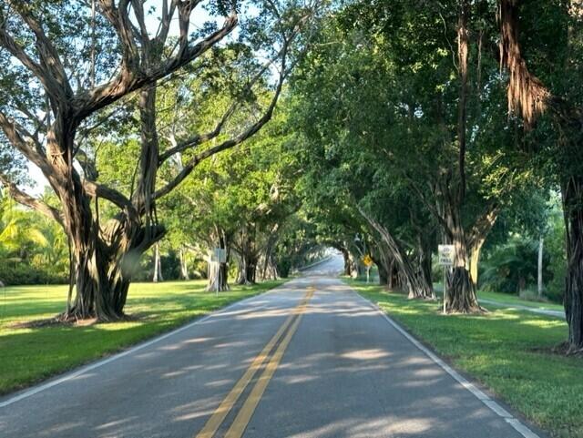 HOBE HILLS - Residential