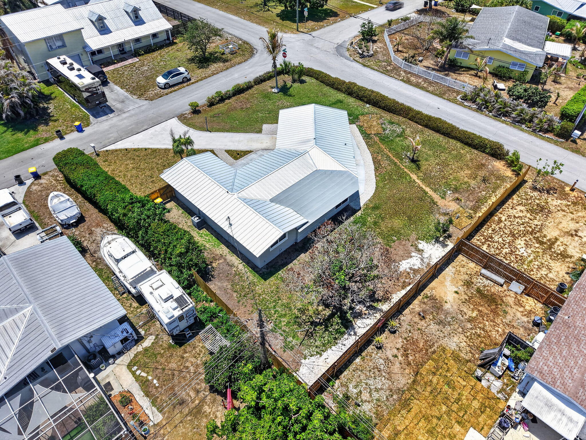 HOBE HILLS - Residential