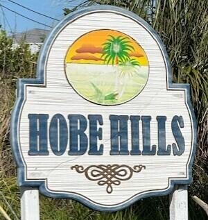 HOBE HILLS - Residential