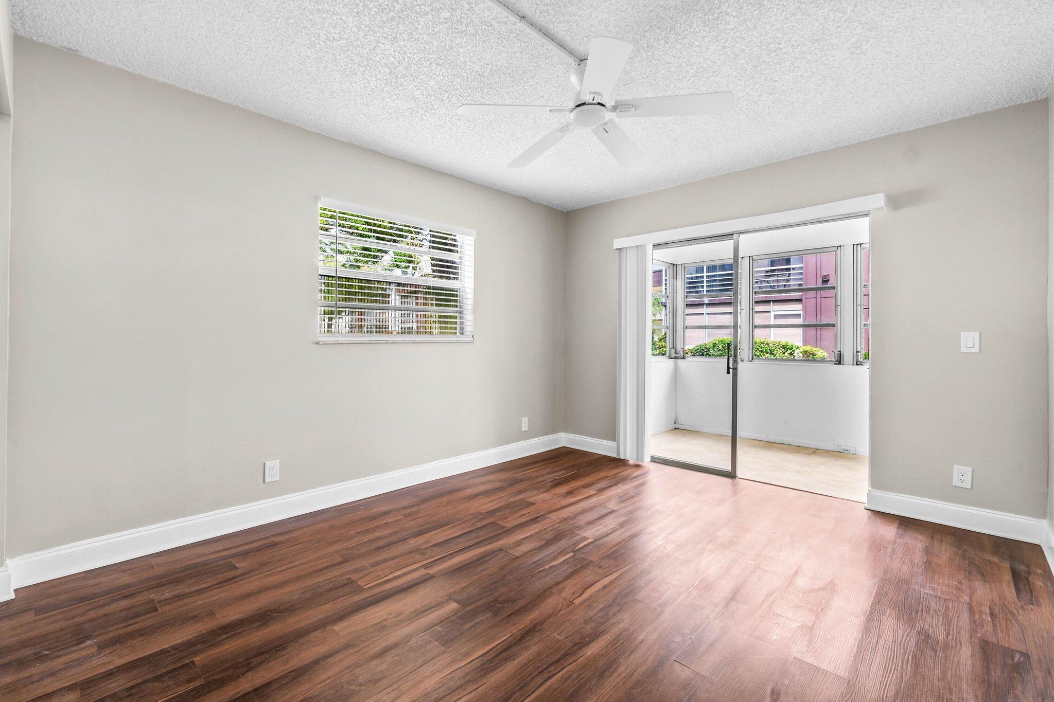 KINGS POINT NORMANDY COND - Residential