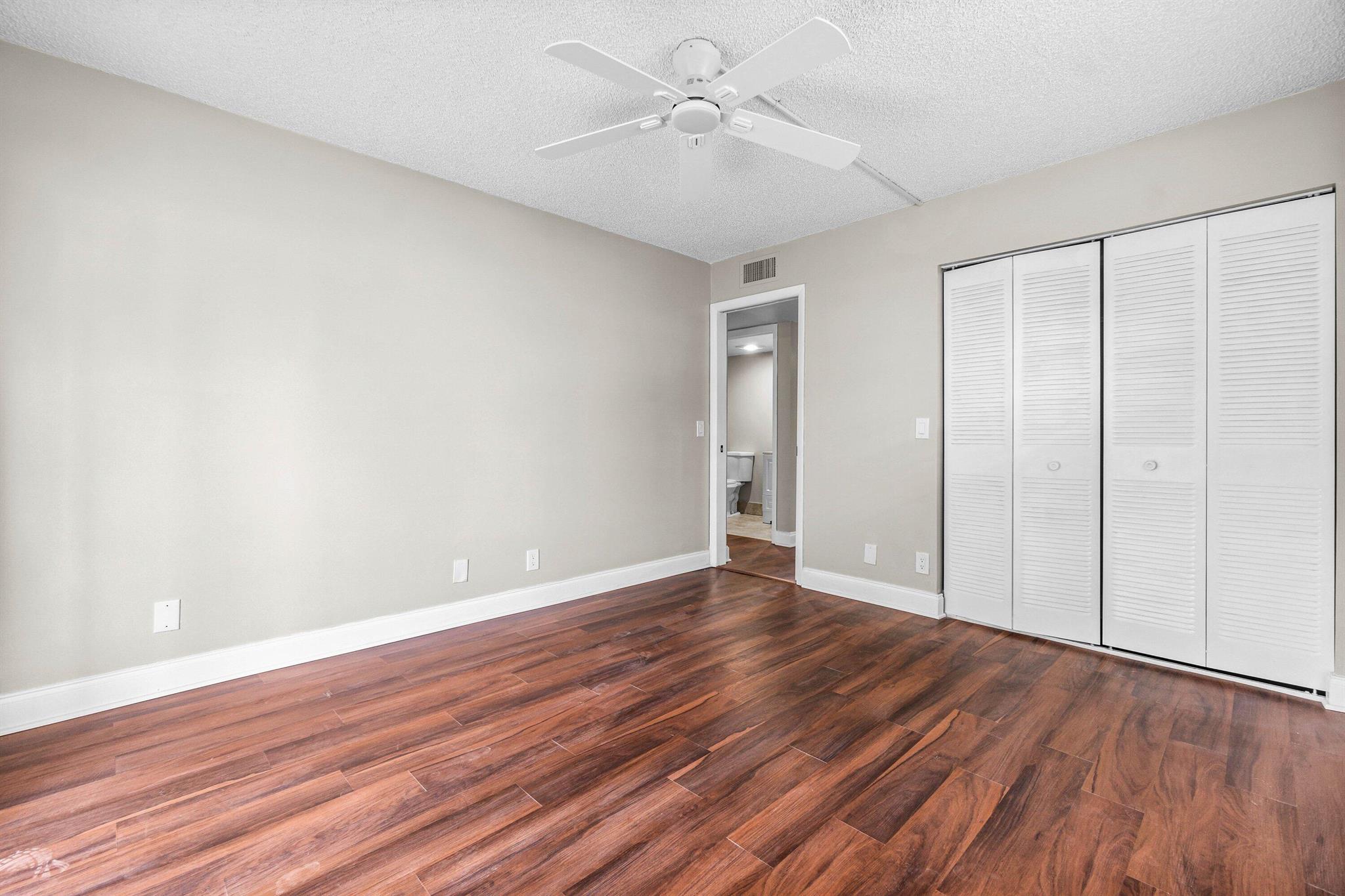 KINGS POINT NORMANDY COND - Residential