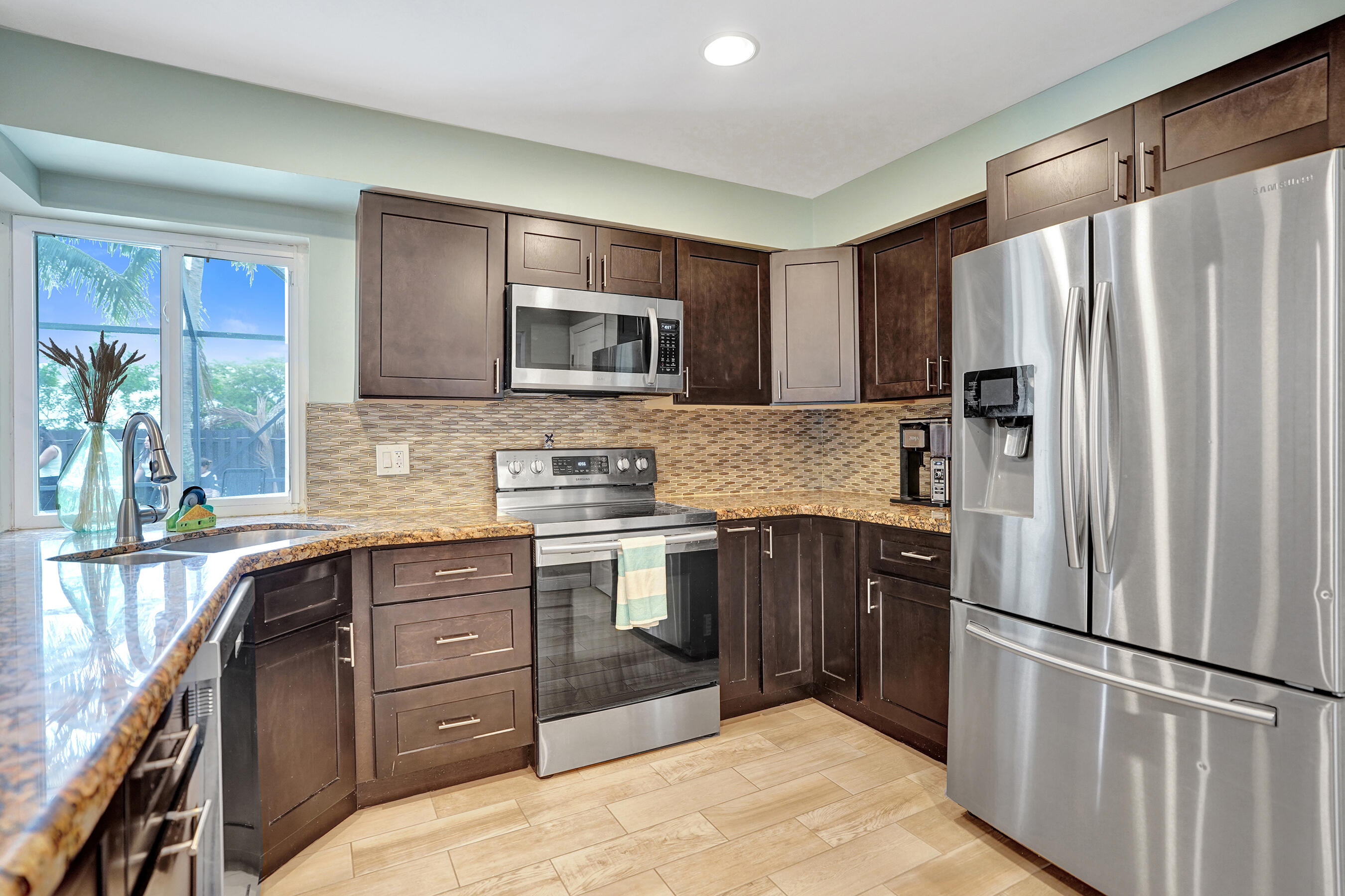 ORIOLE-MARGATE SEC 3 - Residential