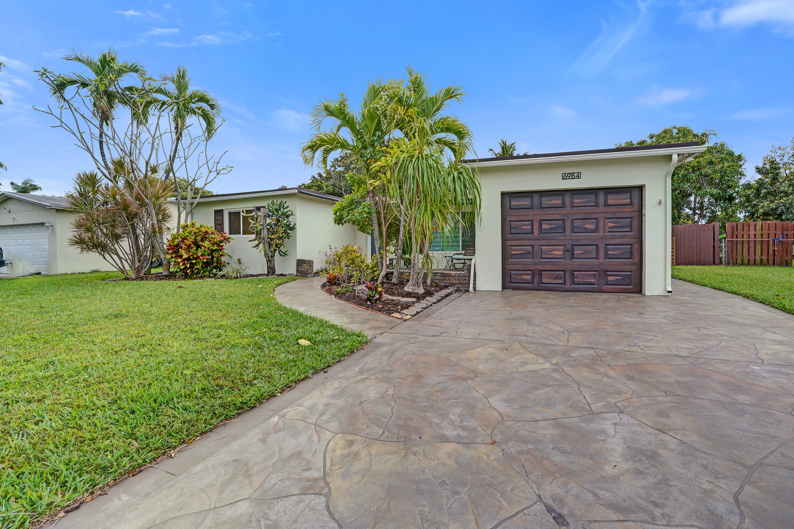 ORIOLE-MARGATE SEC 3 - Residential