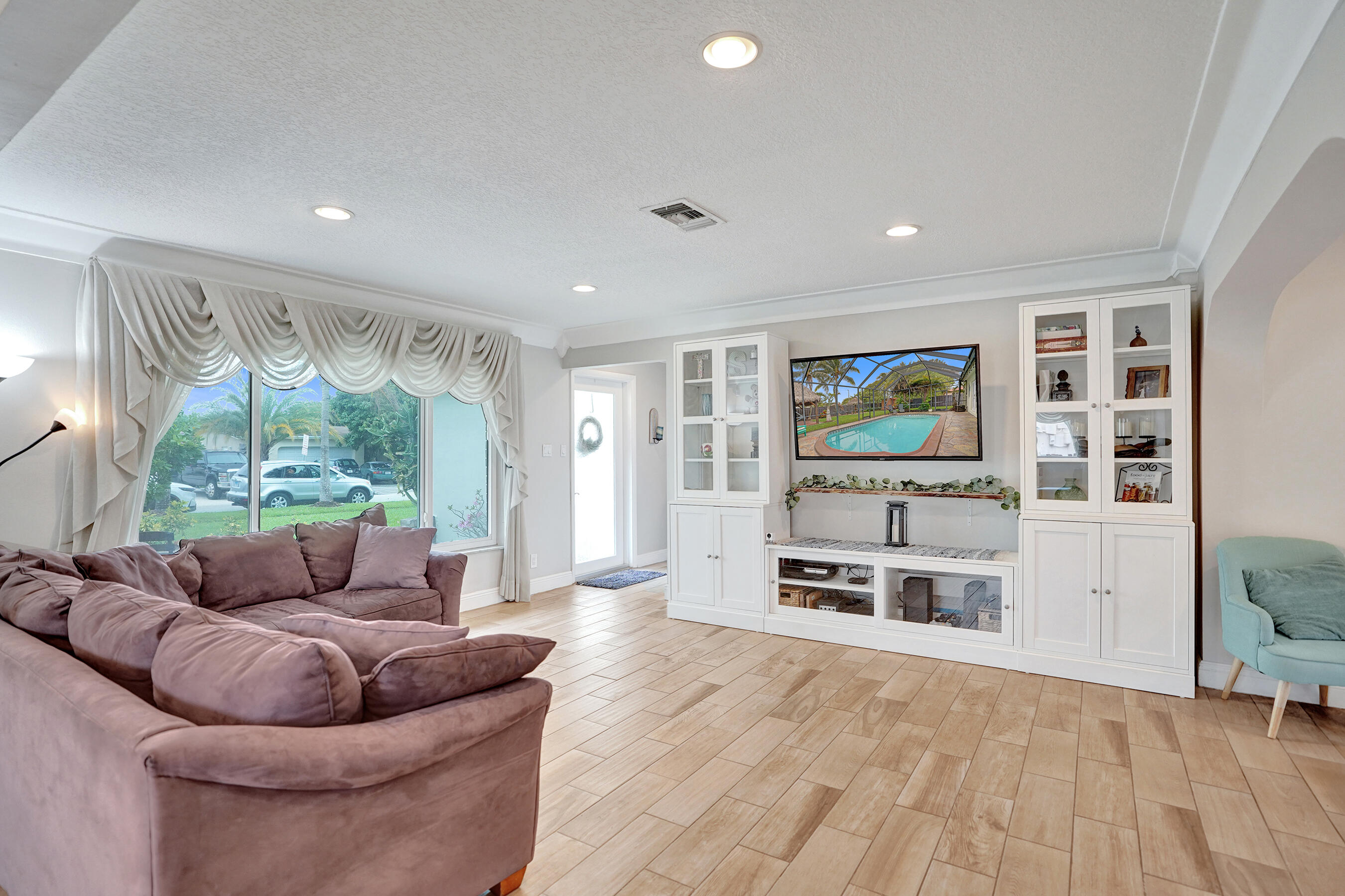 ORIOLE-MARGATE SEC 3 - Residential