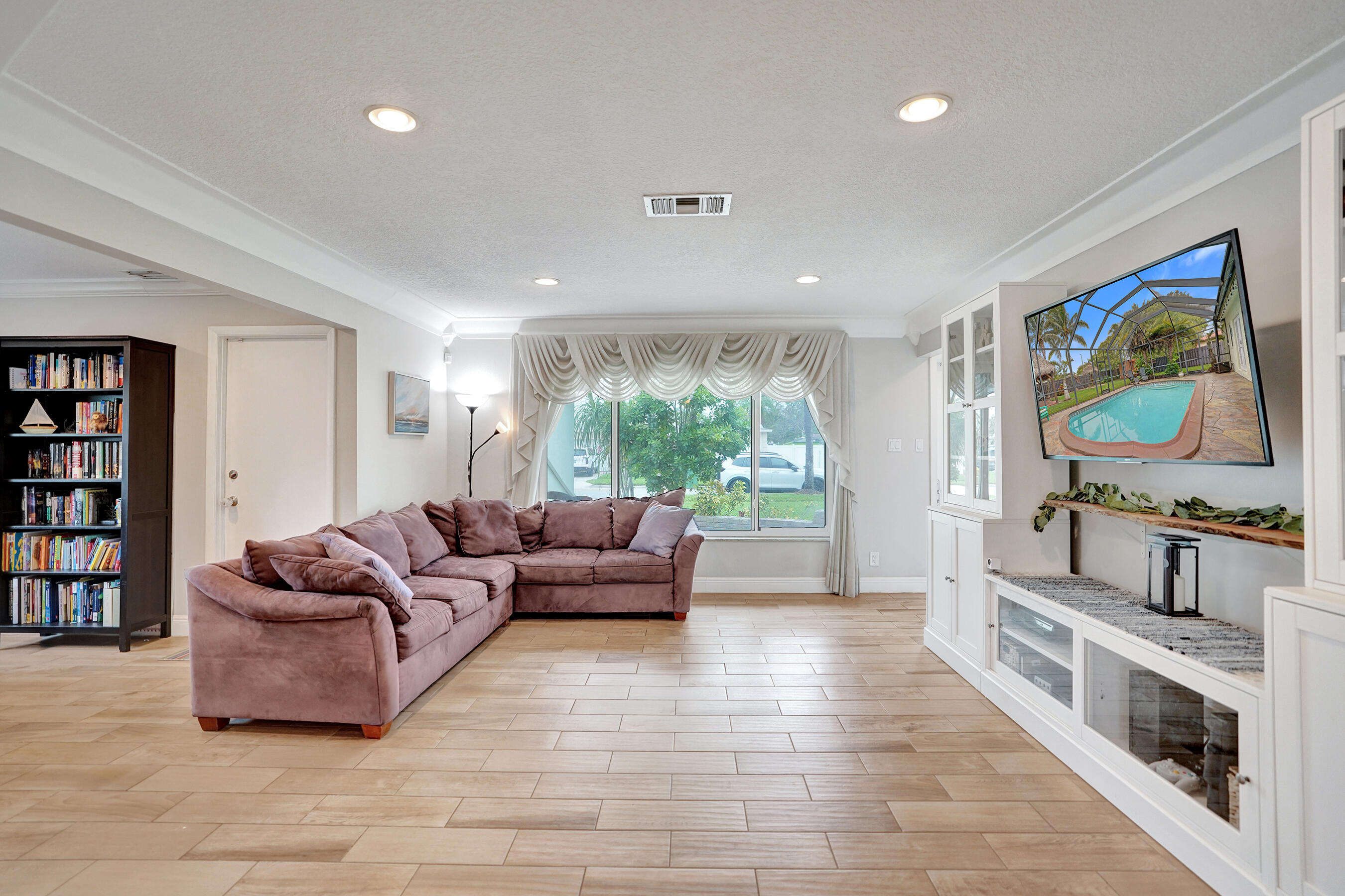 ORIOLE-MARGATE SEC 3 - Residential