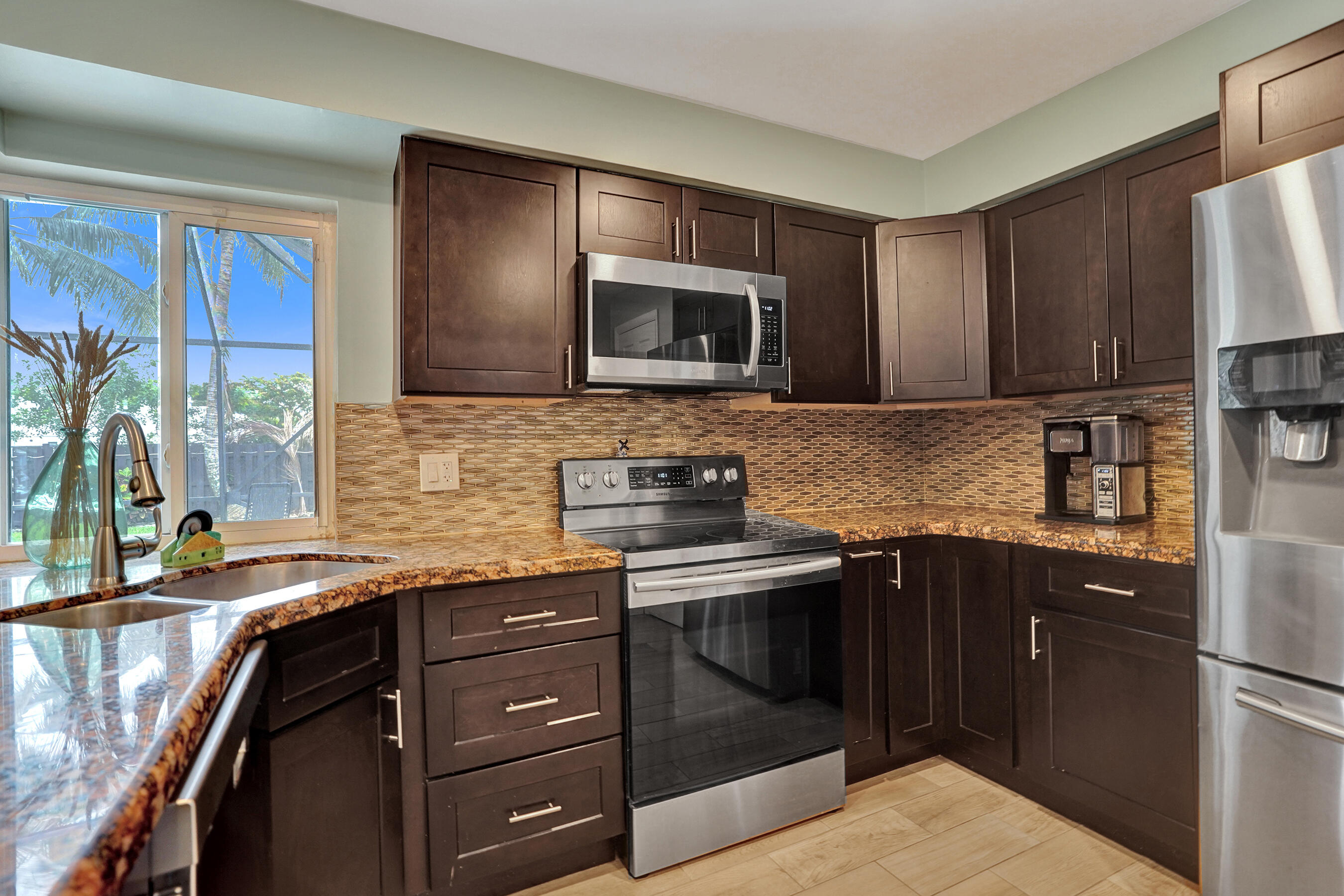 ORIOLE-MARGATE SEC 3 - Residential