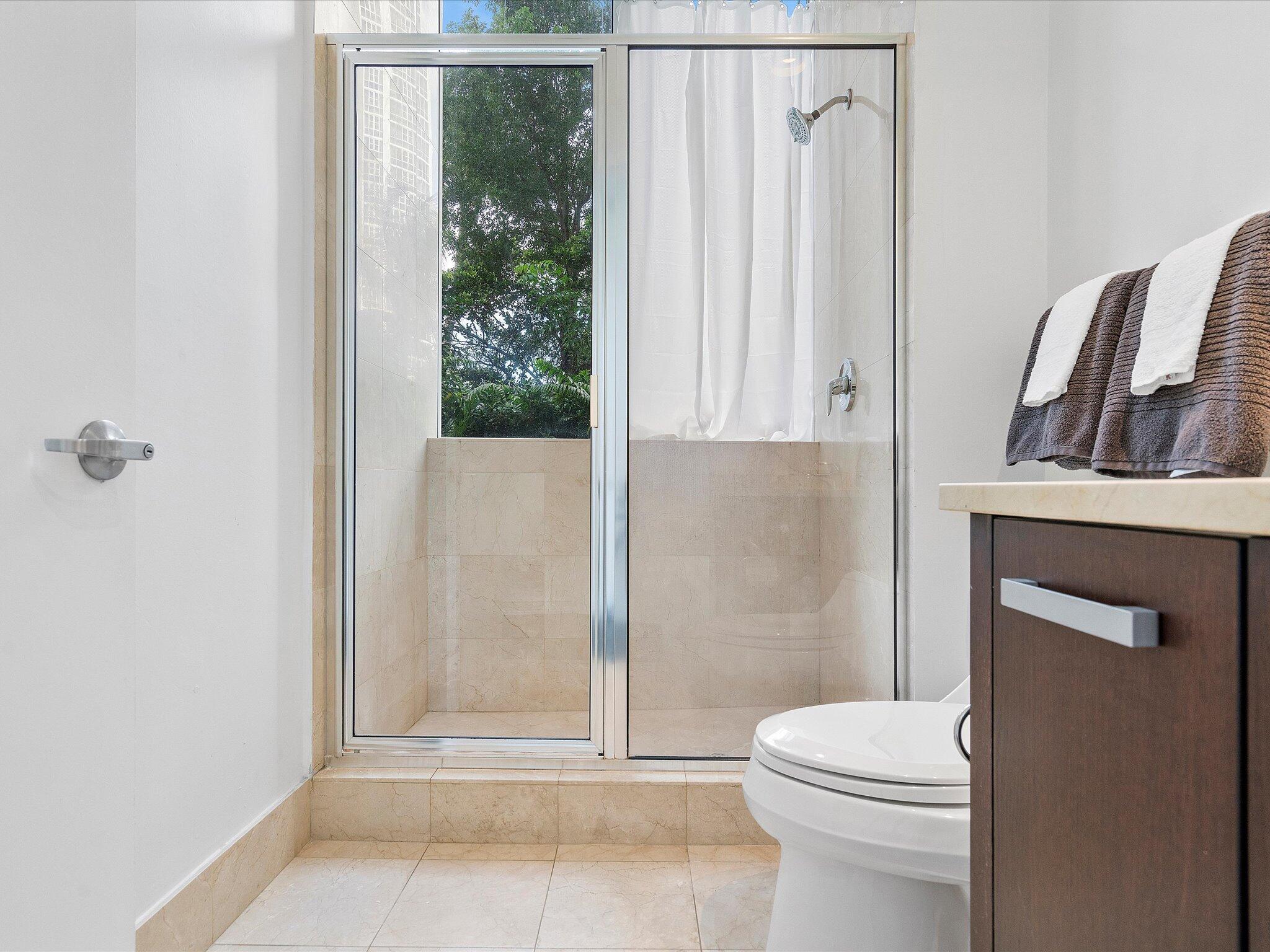 TRUMP PALACE CONDO - Residential