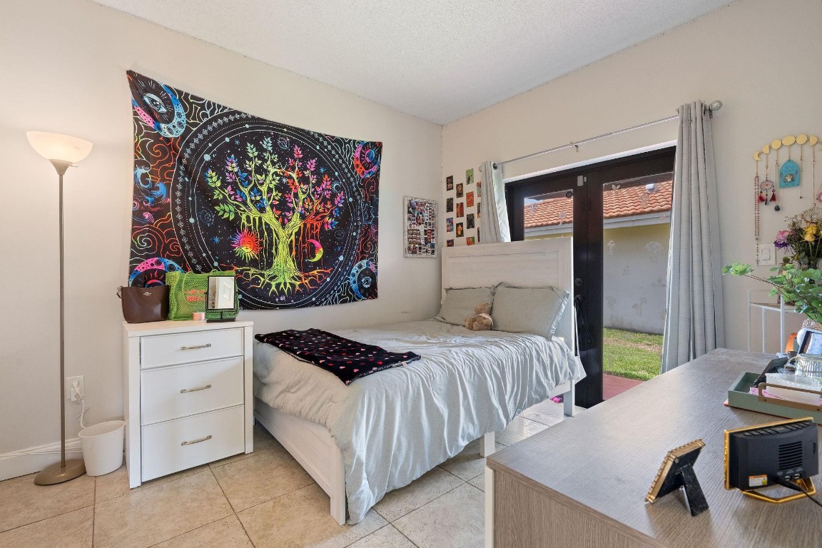 Angelica Gardens At Lakes - Residential