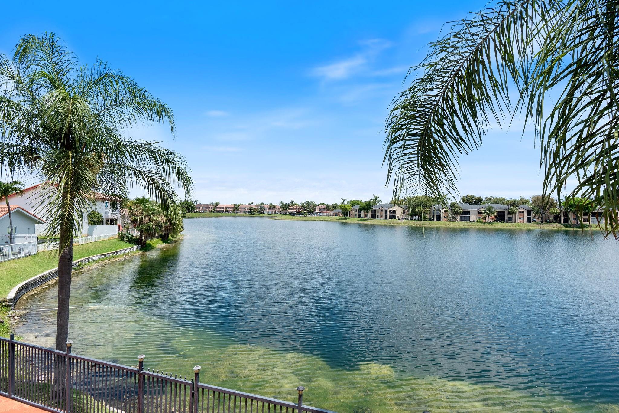 Angelica Gardens At Lakes - Residential