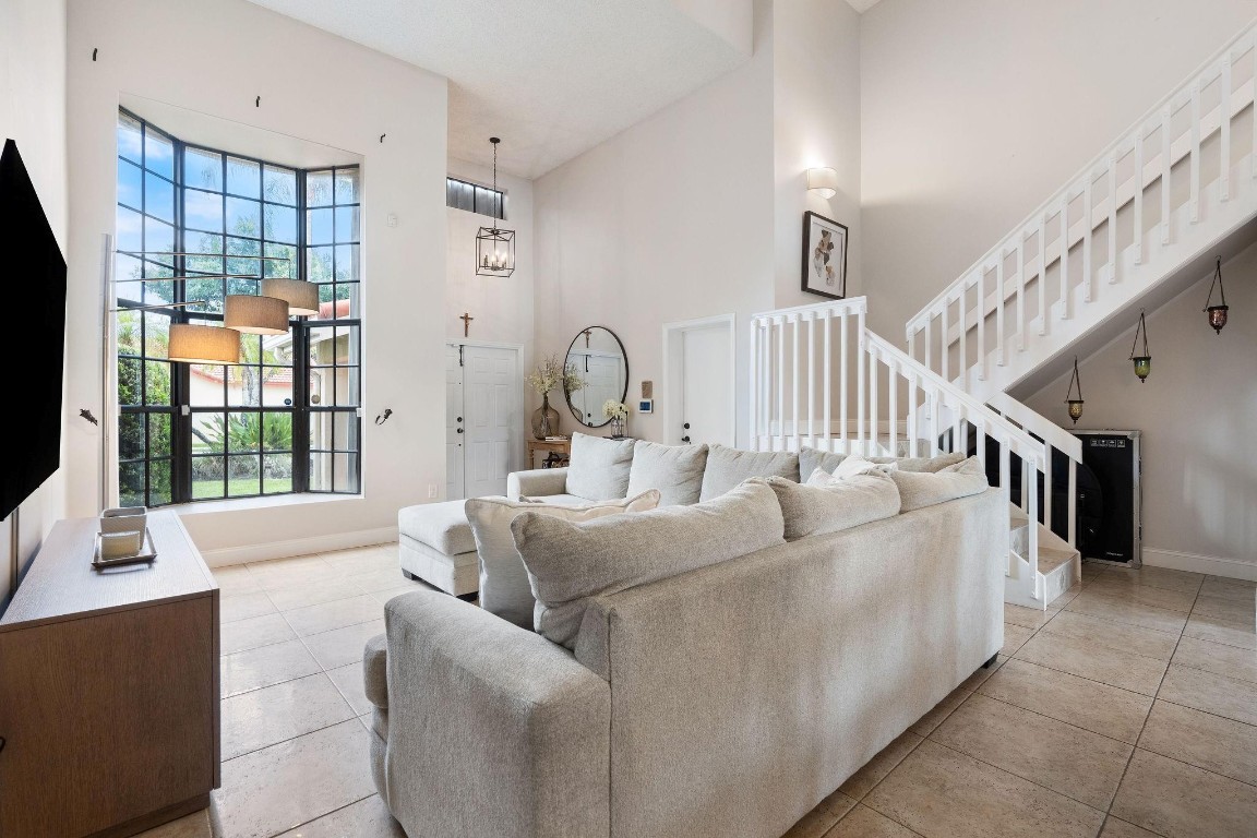 Angelica Gardens At Lakes - Residential