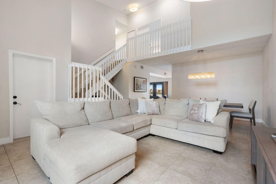 Angelica Gardens At Lakes - Residential