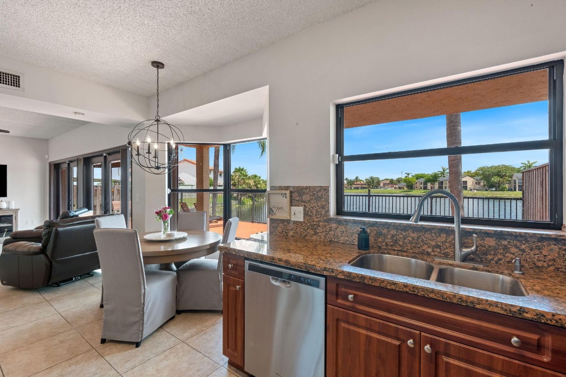 Angelica Gardens At Lakes - Residential