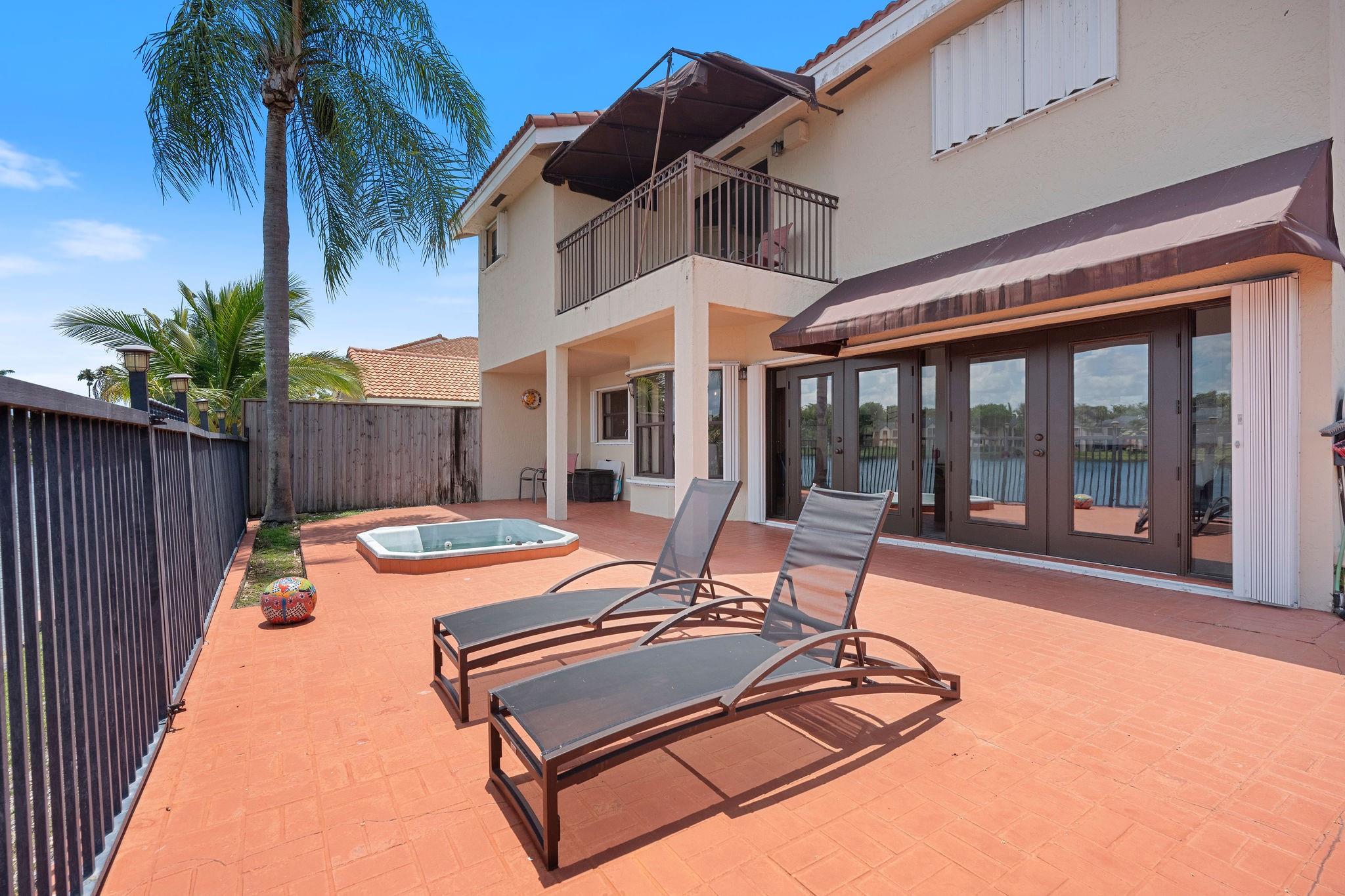Angelica Gardens At Lakes - Residential