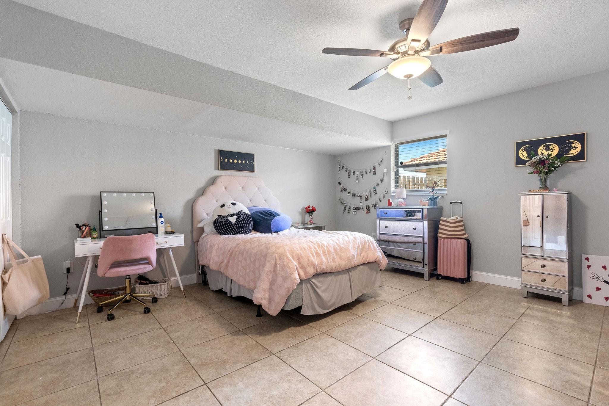 Angelica Gardens At Lakes - Residential