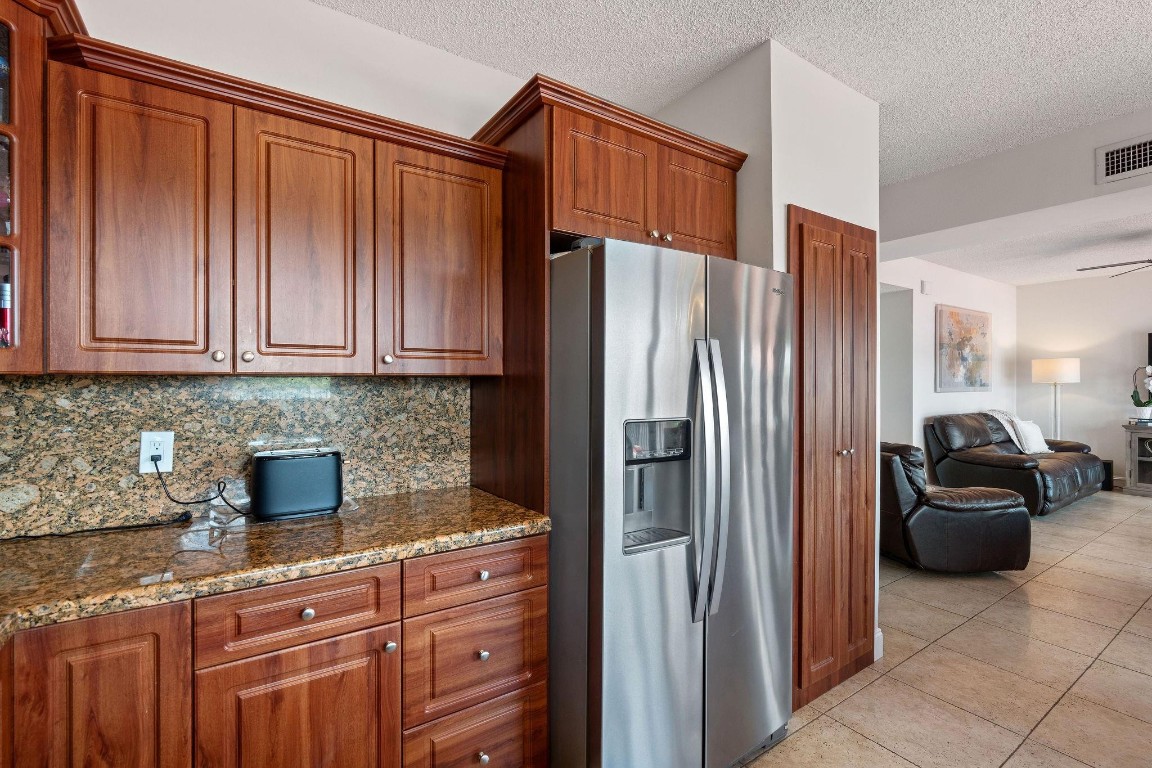 Angelica Gardens At Lakes - Residential