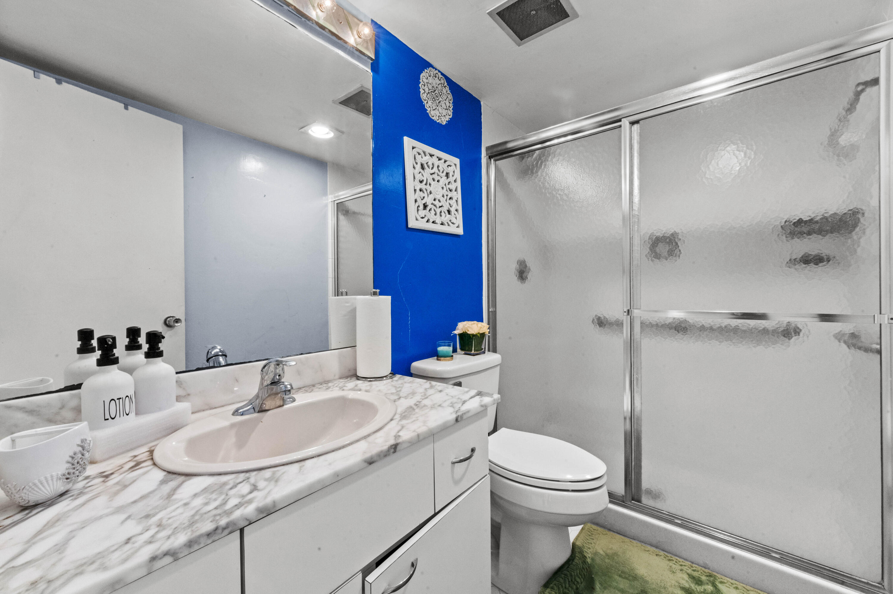 LANDS OF THE PRESIDENT CONDO 3 - Residential