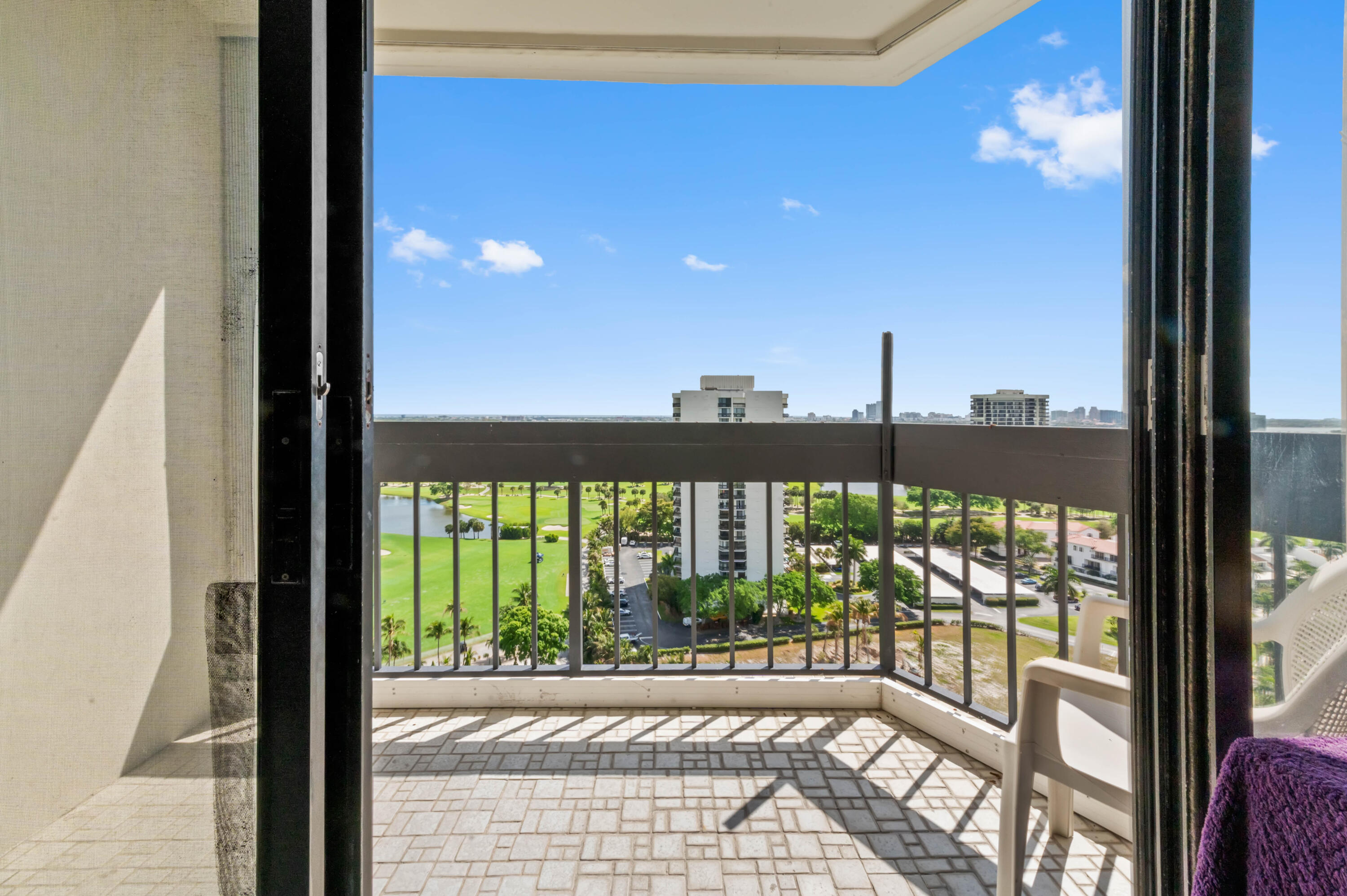 LANDS OF THE PRESIDENT CONDO 3 - Residential