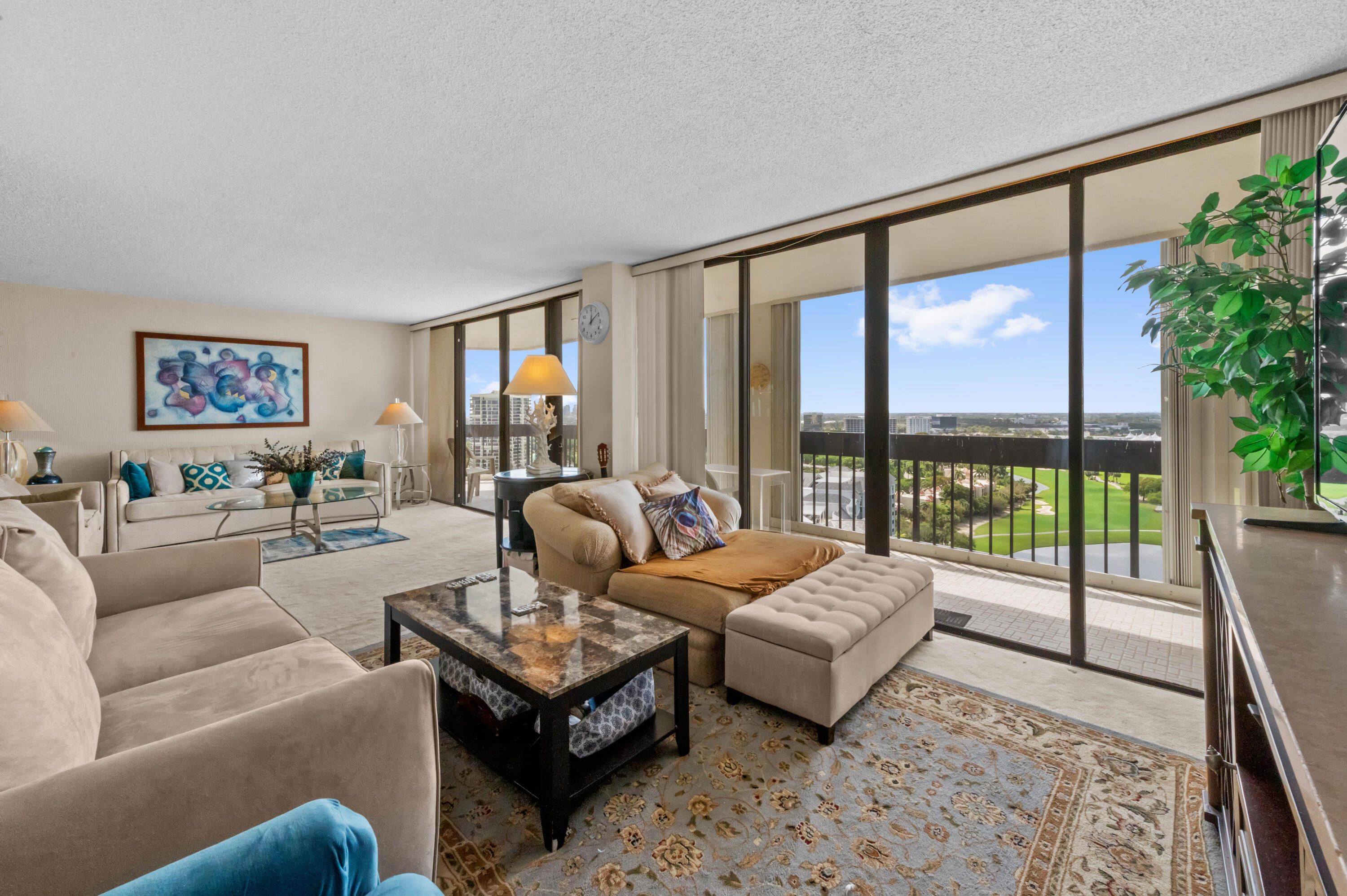 LANDS OF THE PRESIDENT CONDO 3 - Residential