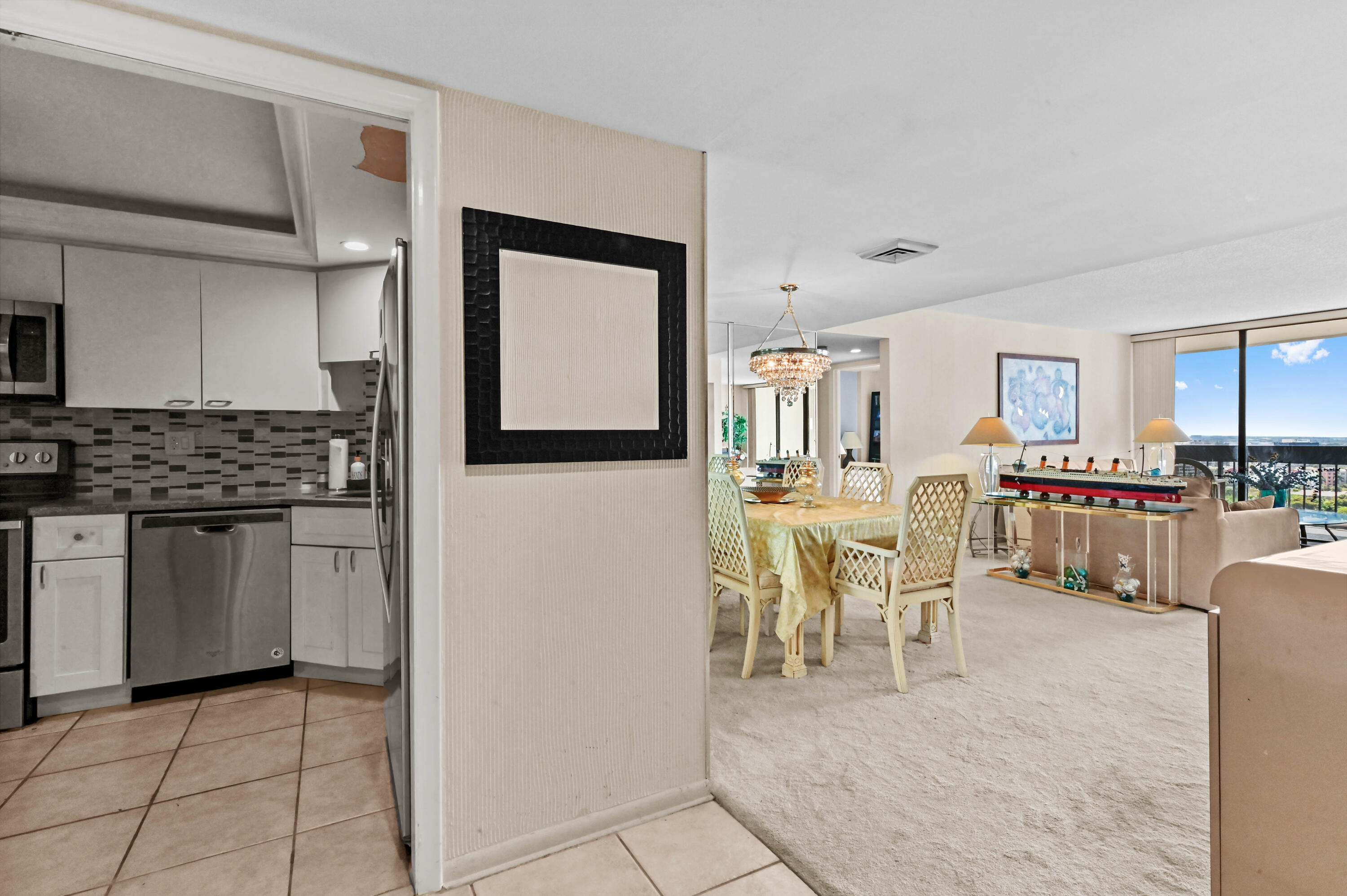 LANDS OF THE PRESIDENT CONDO 3 - Residential