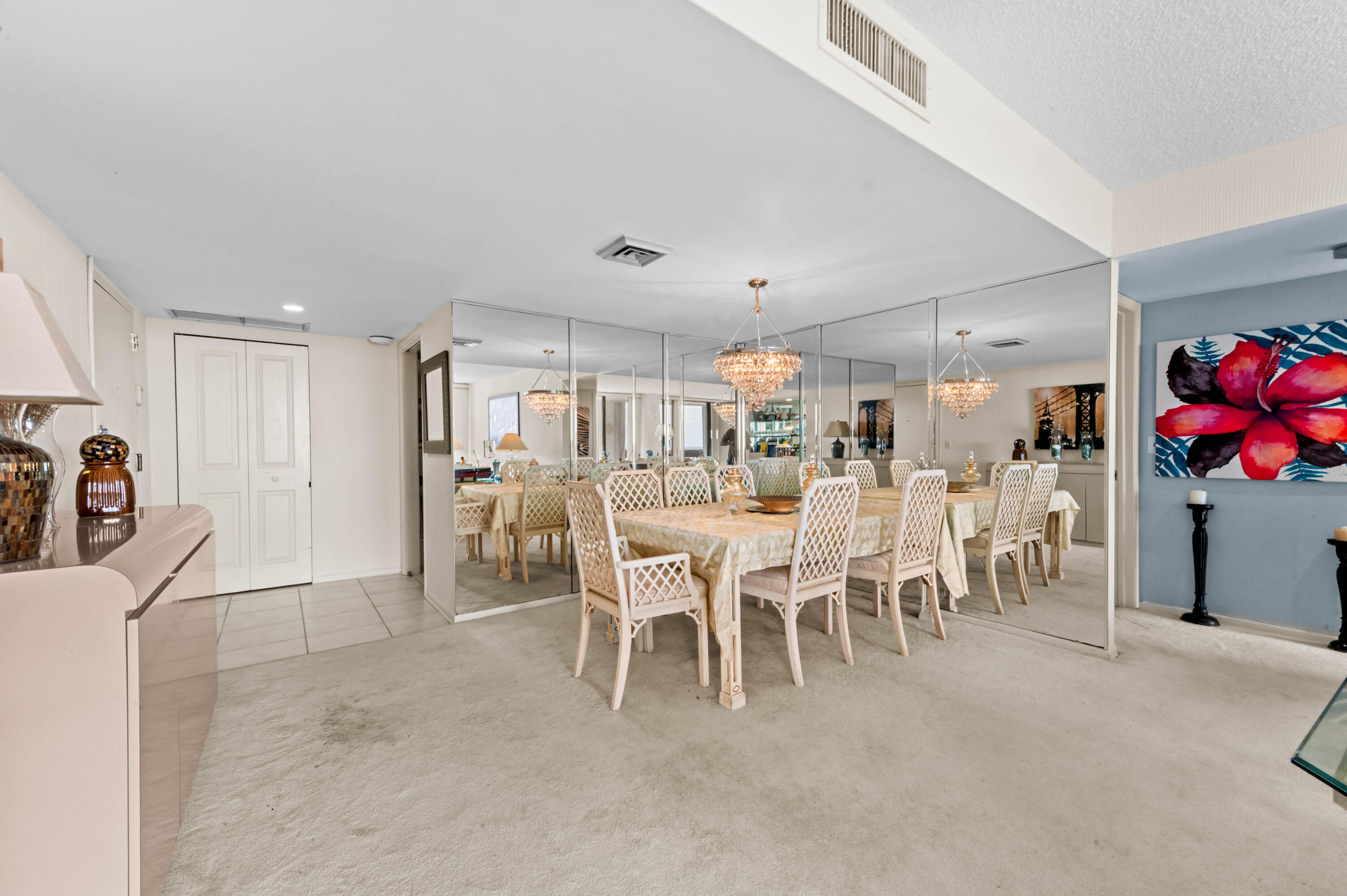 LANDS OF THE PRESIDENT CONDO 3 - Residential