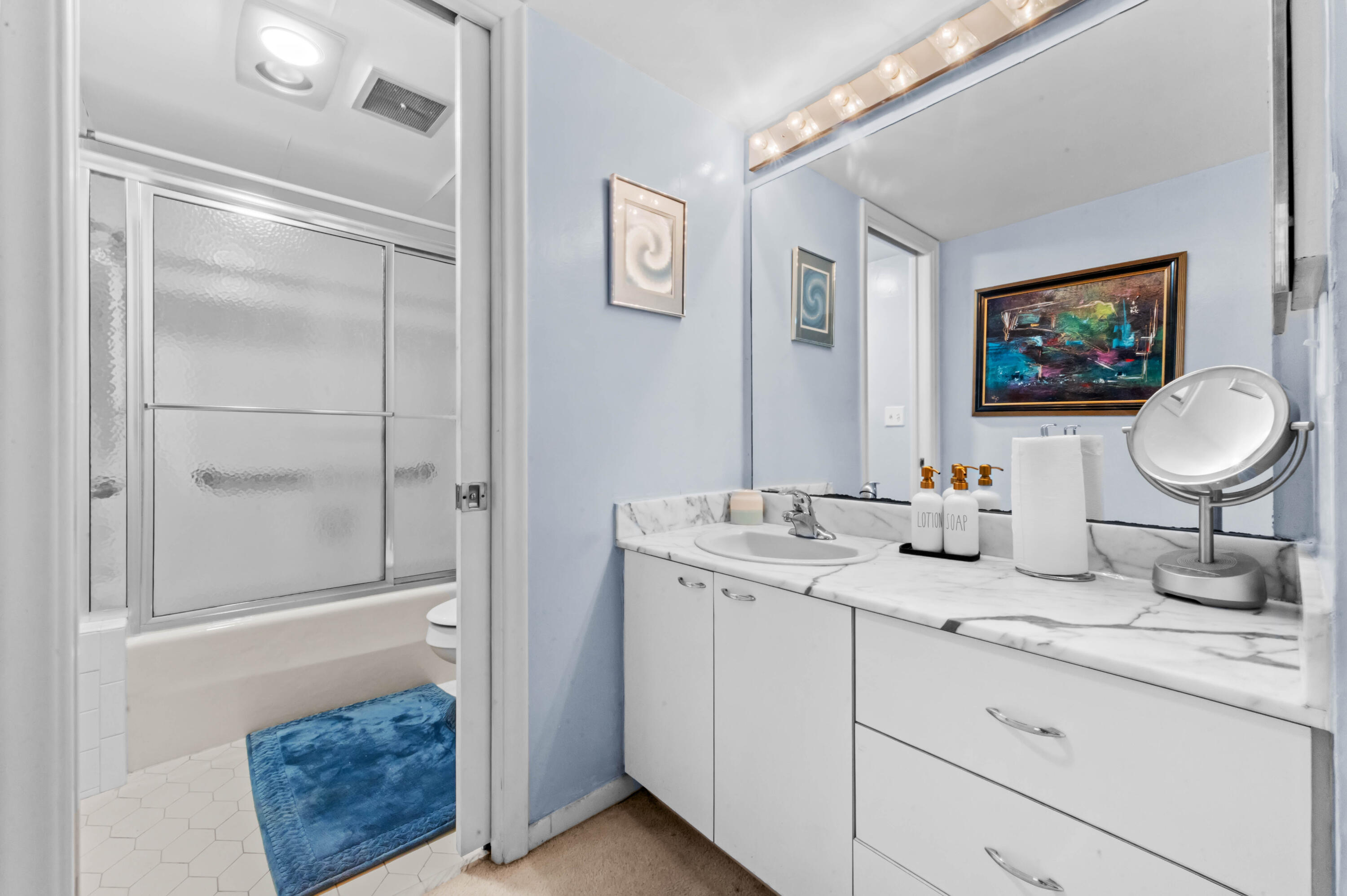 LANDS OF THE PRESIDENT CONDO 3 - Residential