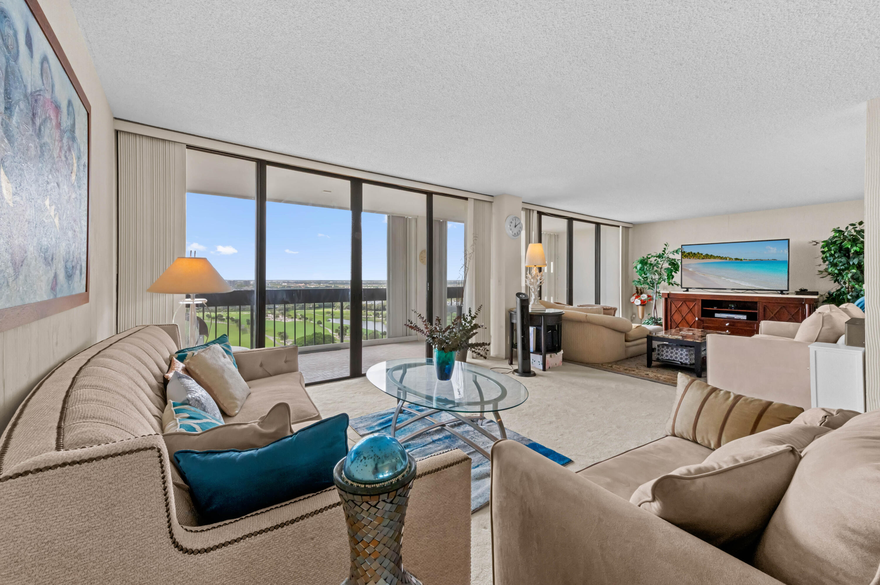 LANDS OF THE PRESIDENT CONDO 3 - Residential