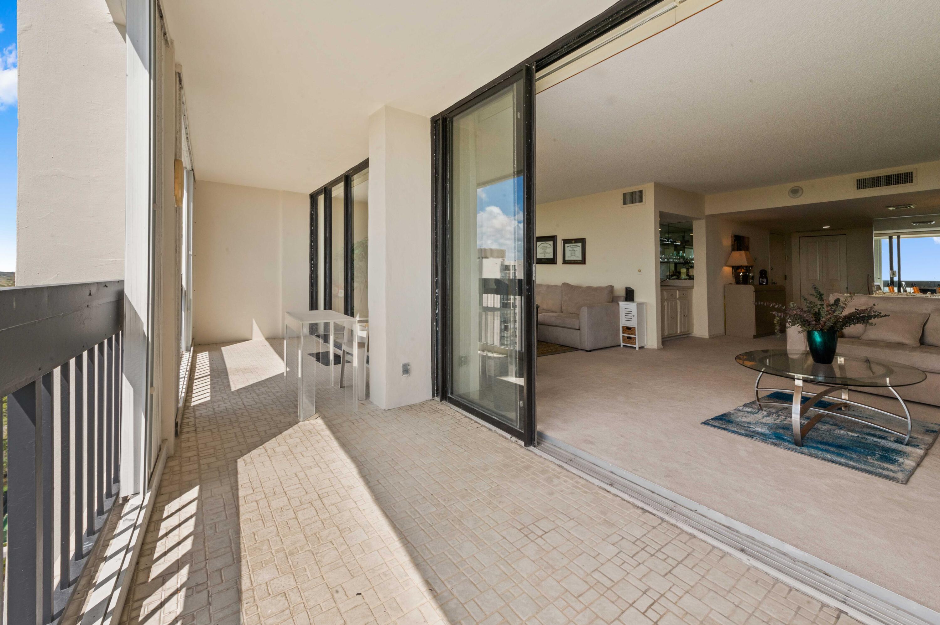 LANDS OF THE PRESIDENT CONDO 3 - Residential