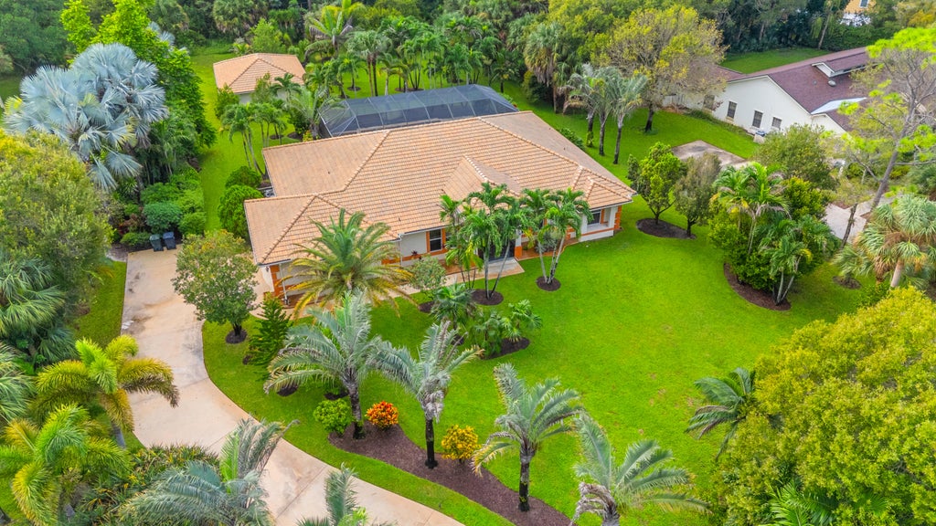 Photo of 14811 Horseshoe Trace, Wellington, FL 33414 (MLS # B26076800)