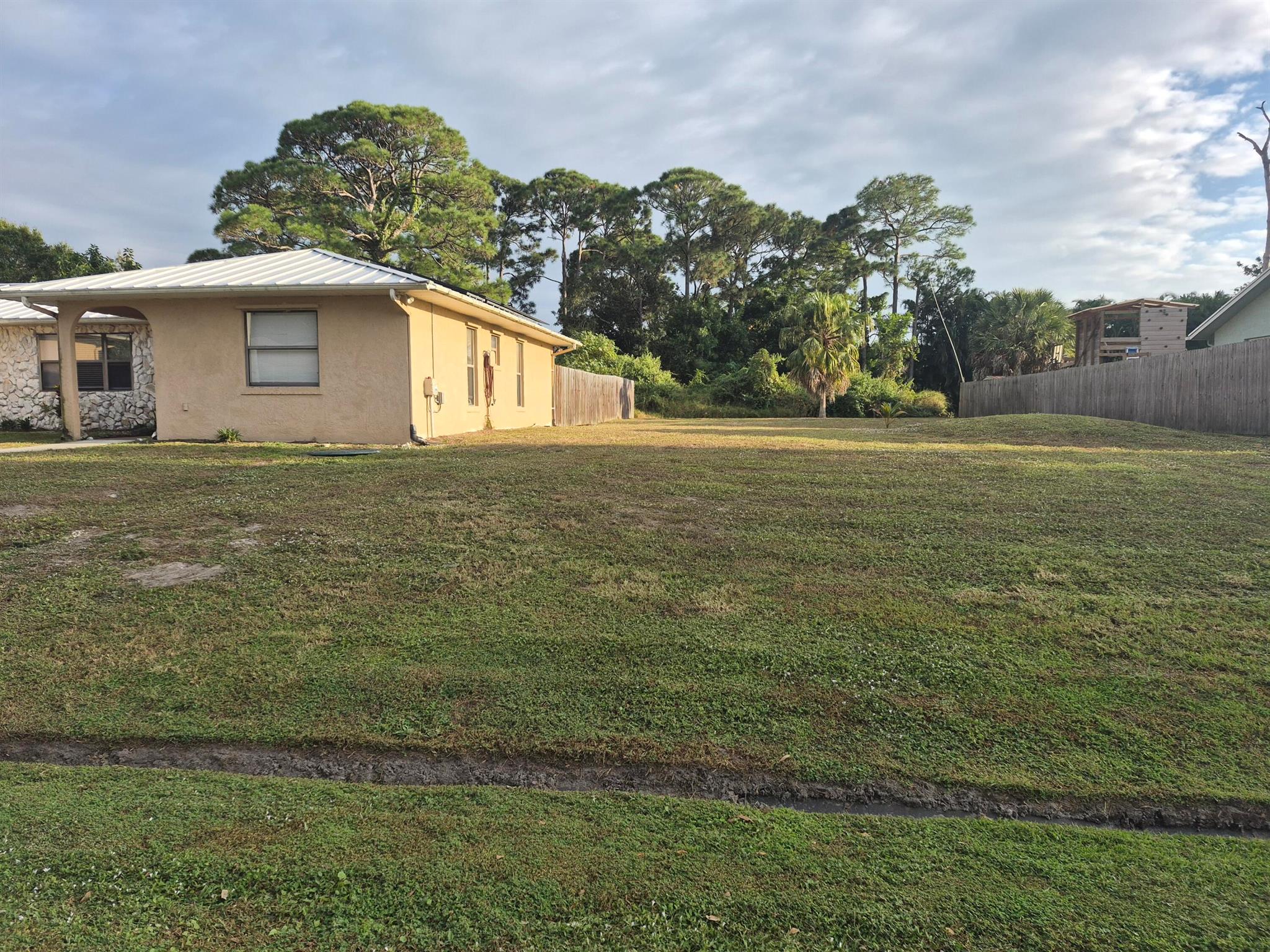 PORT ST LUCIE SECTION 13 - Residential Lease