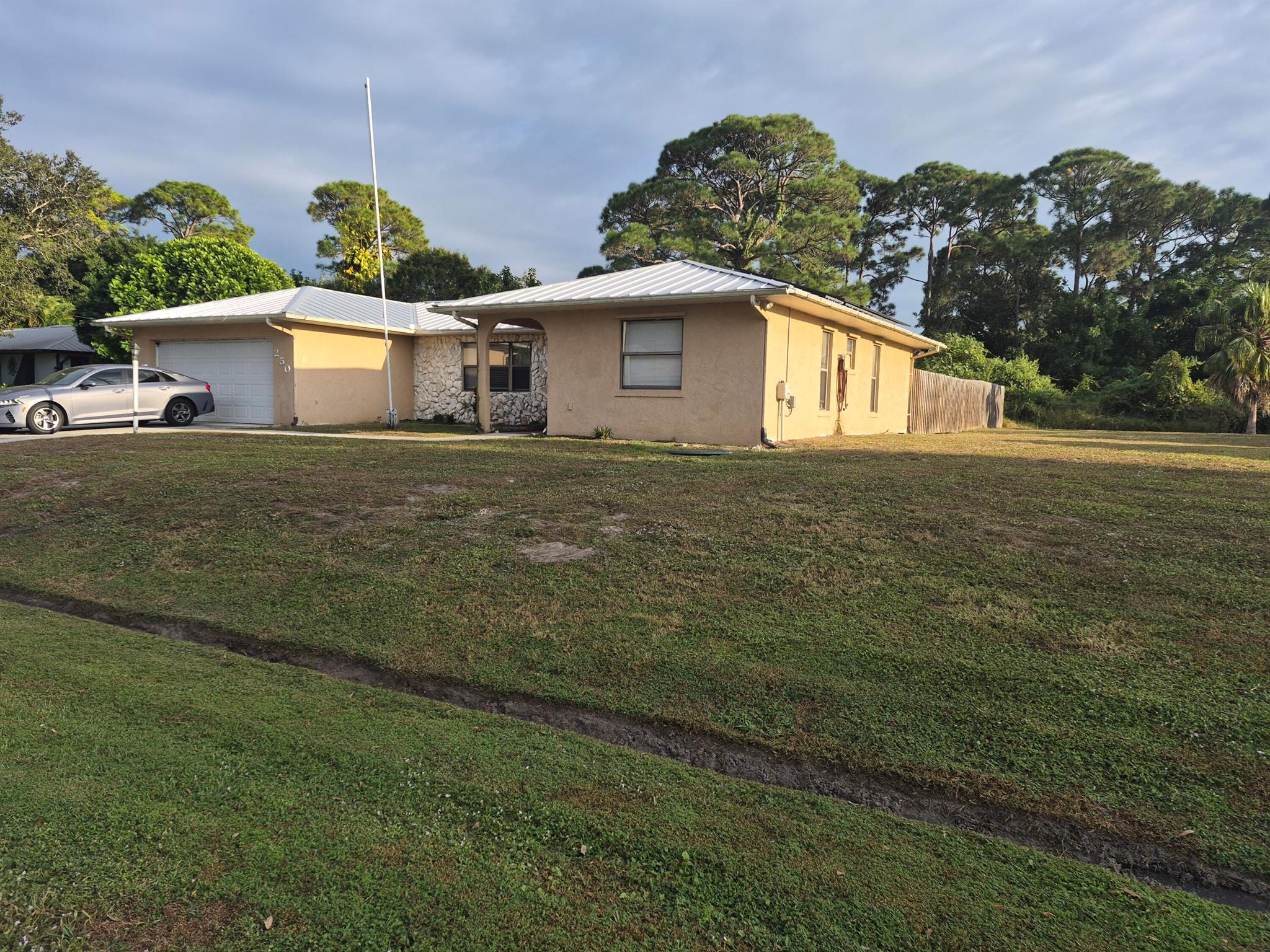 PORT ST LUCIE SECTION 13 - Residential Lease