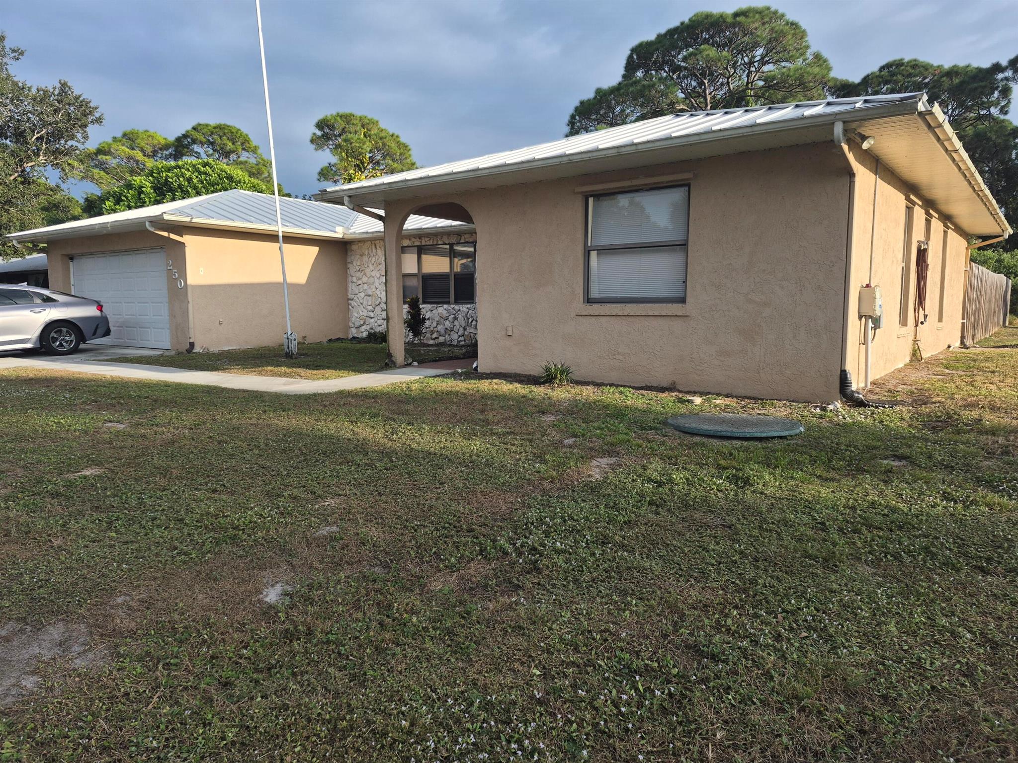 PORT ST LUCIE SECTION 13 - Residential Lease