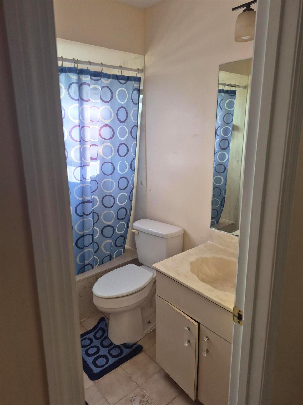 PORT ST LUCIE SECTION 13 - Residential Lease