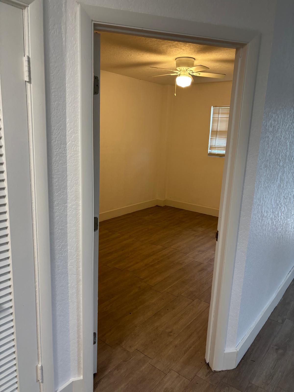 S/D OF 20-43-35 FRAC SEC IN - Residential Lease