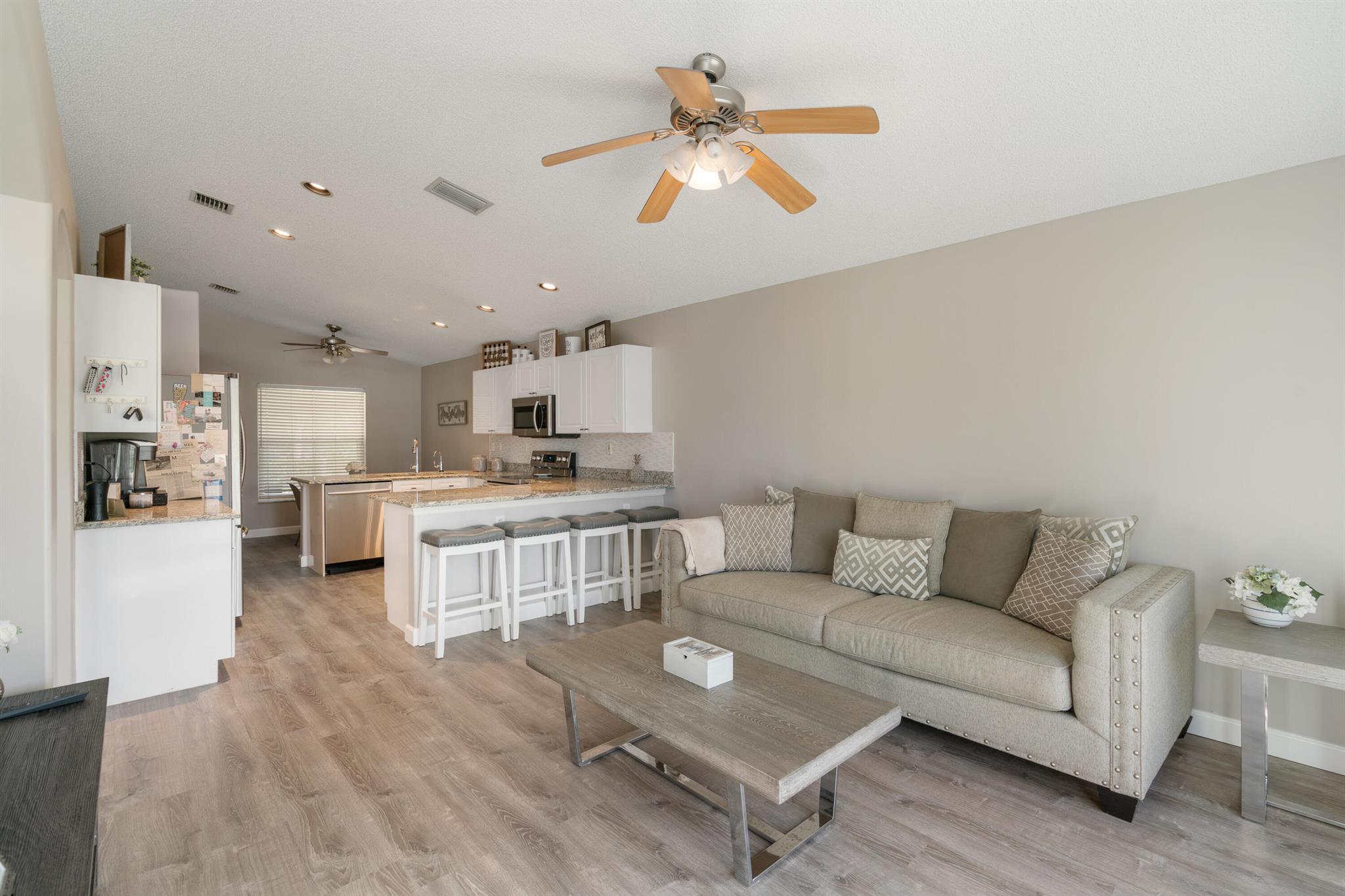 WINSTON TRAILS PAR 15 - Residential Lease