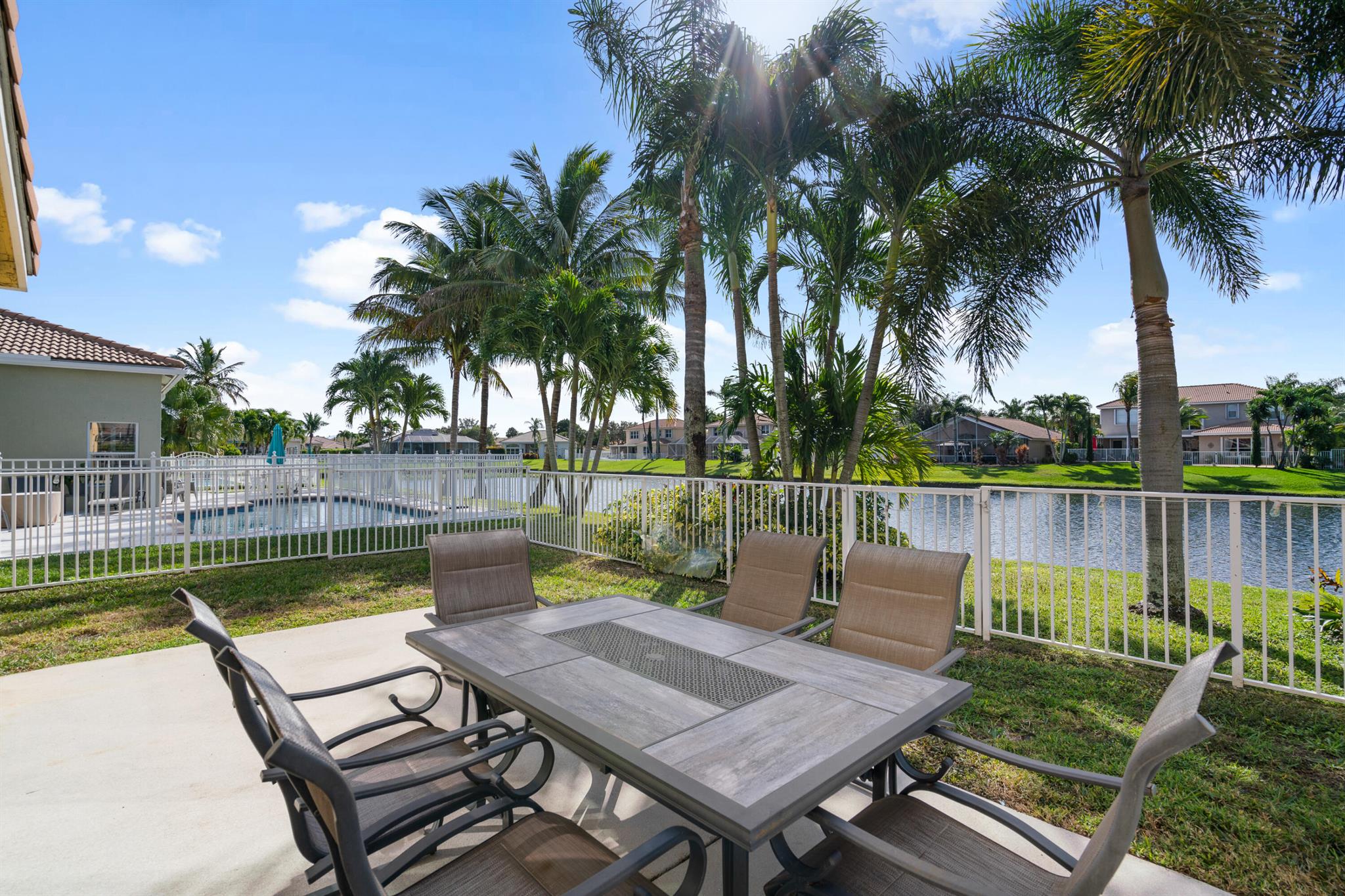 WINSTON TRAILS PAR 15 - Residential Lease