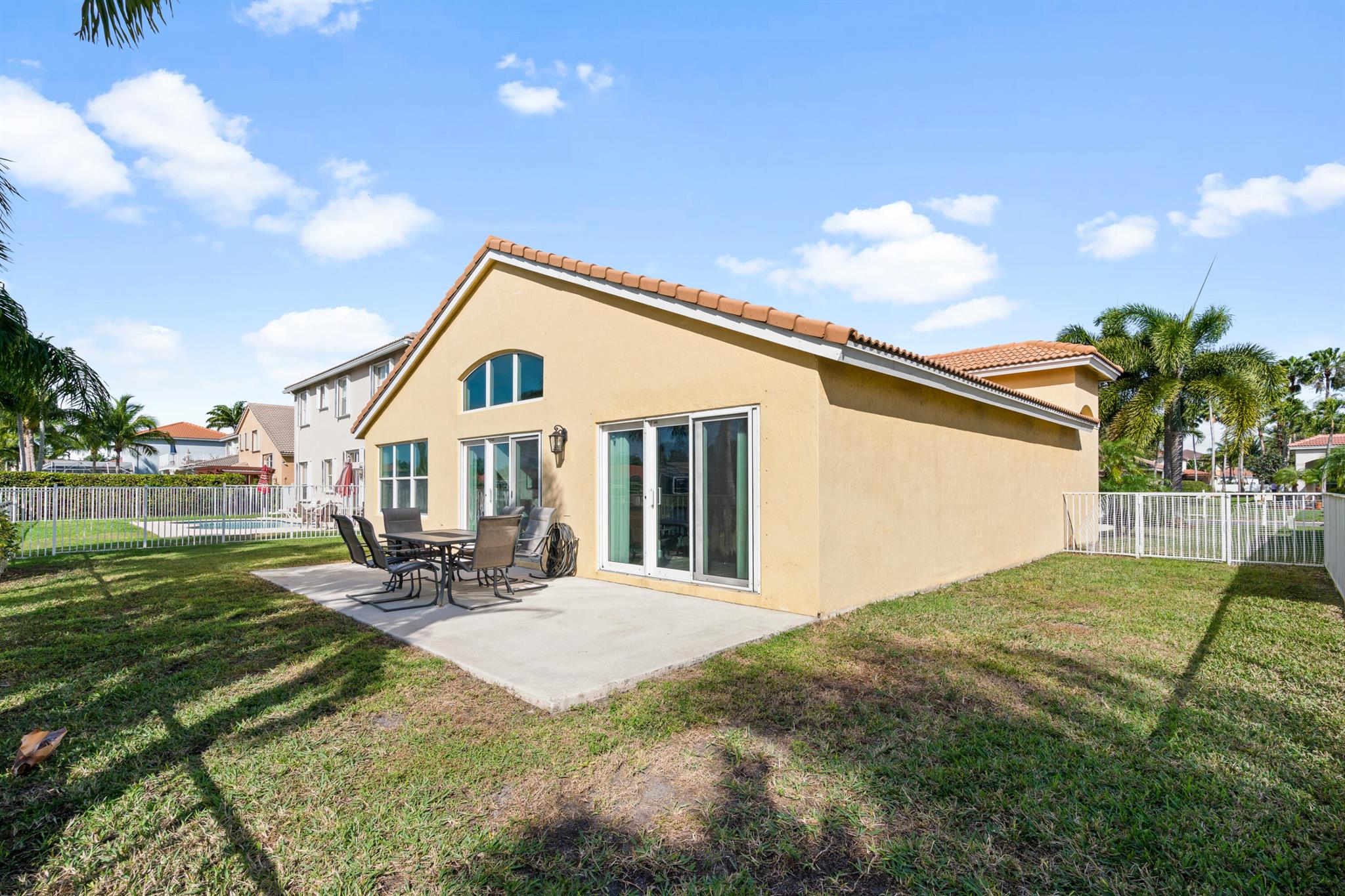 WINSTON TRAILS PAR 15 - Residential Lease