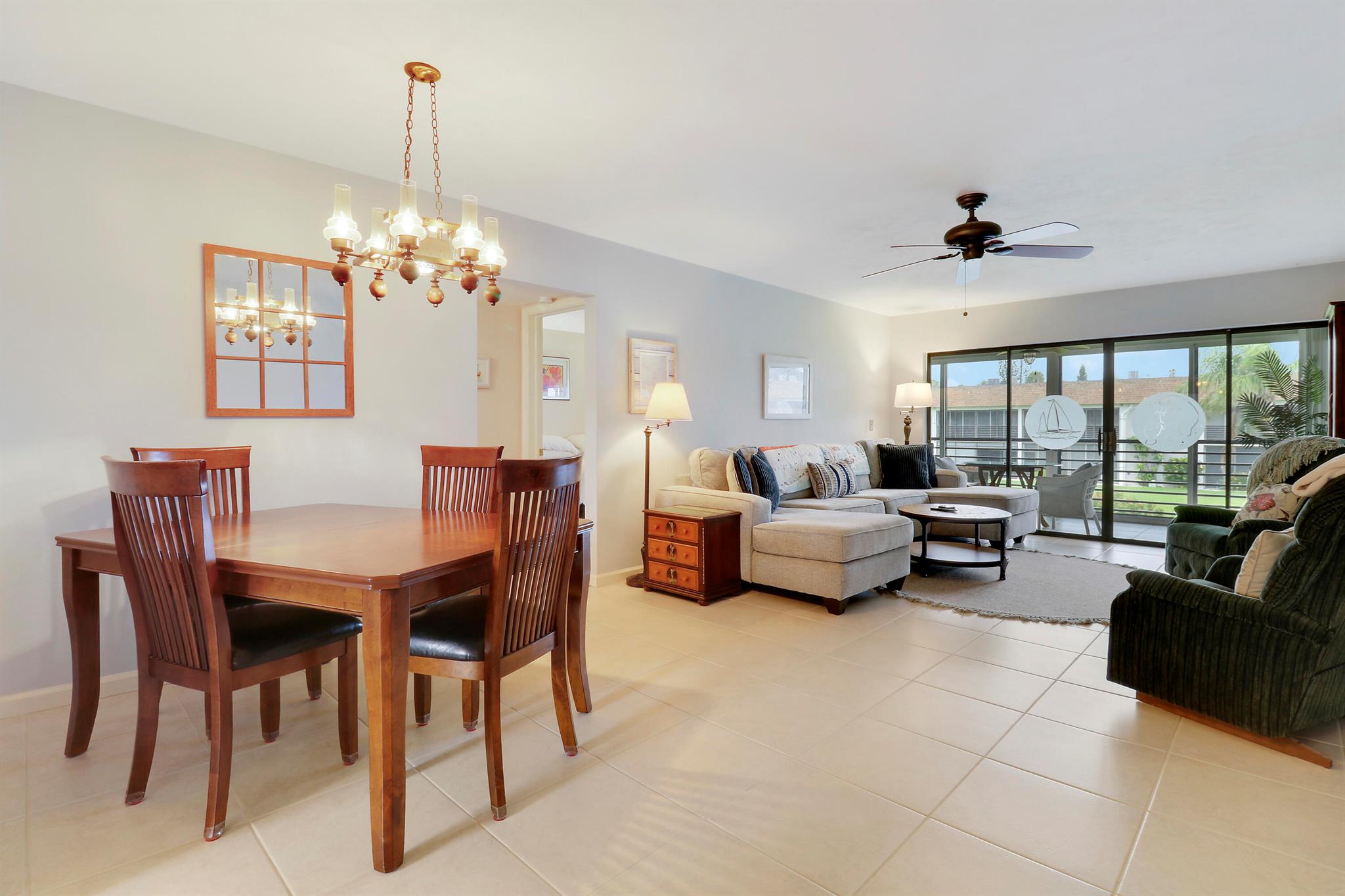 755 Saturn Street E 202