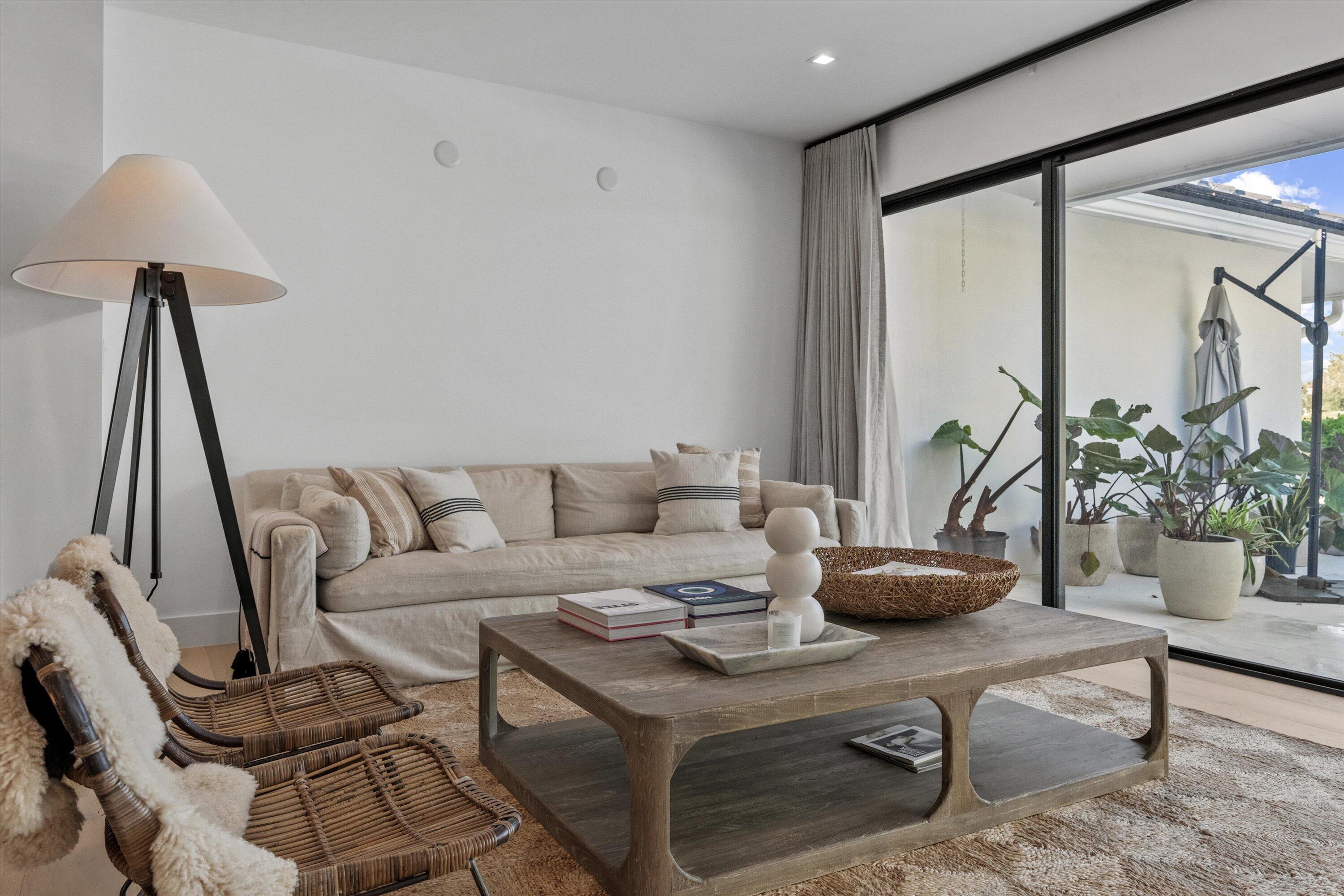 MAIDSTONE - Residential Lease