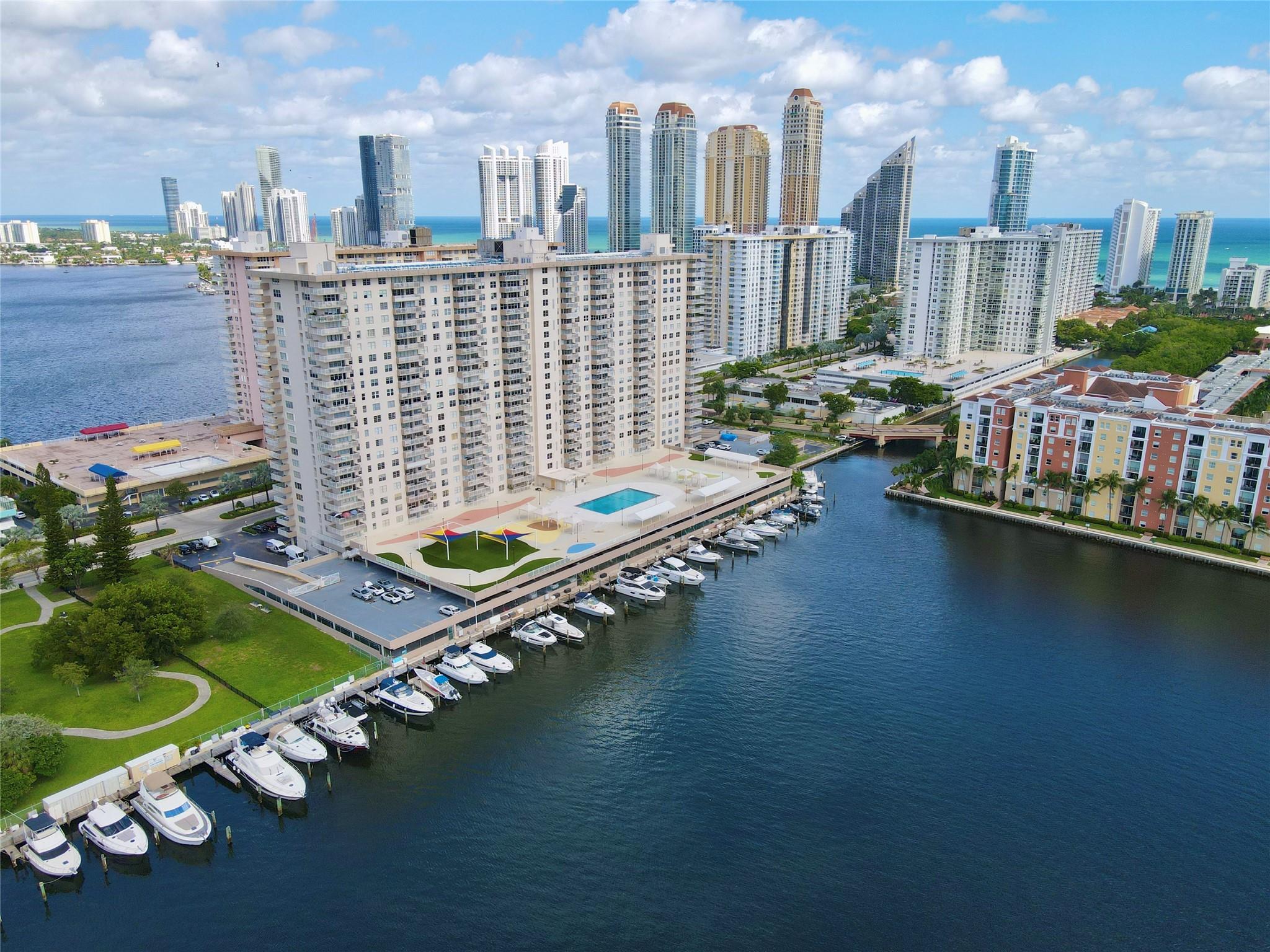 Winston Towers 100 - Residential Lease