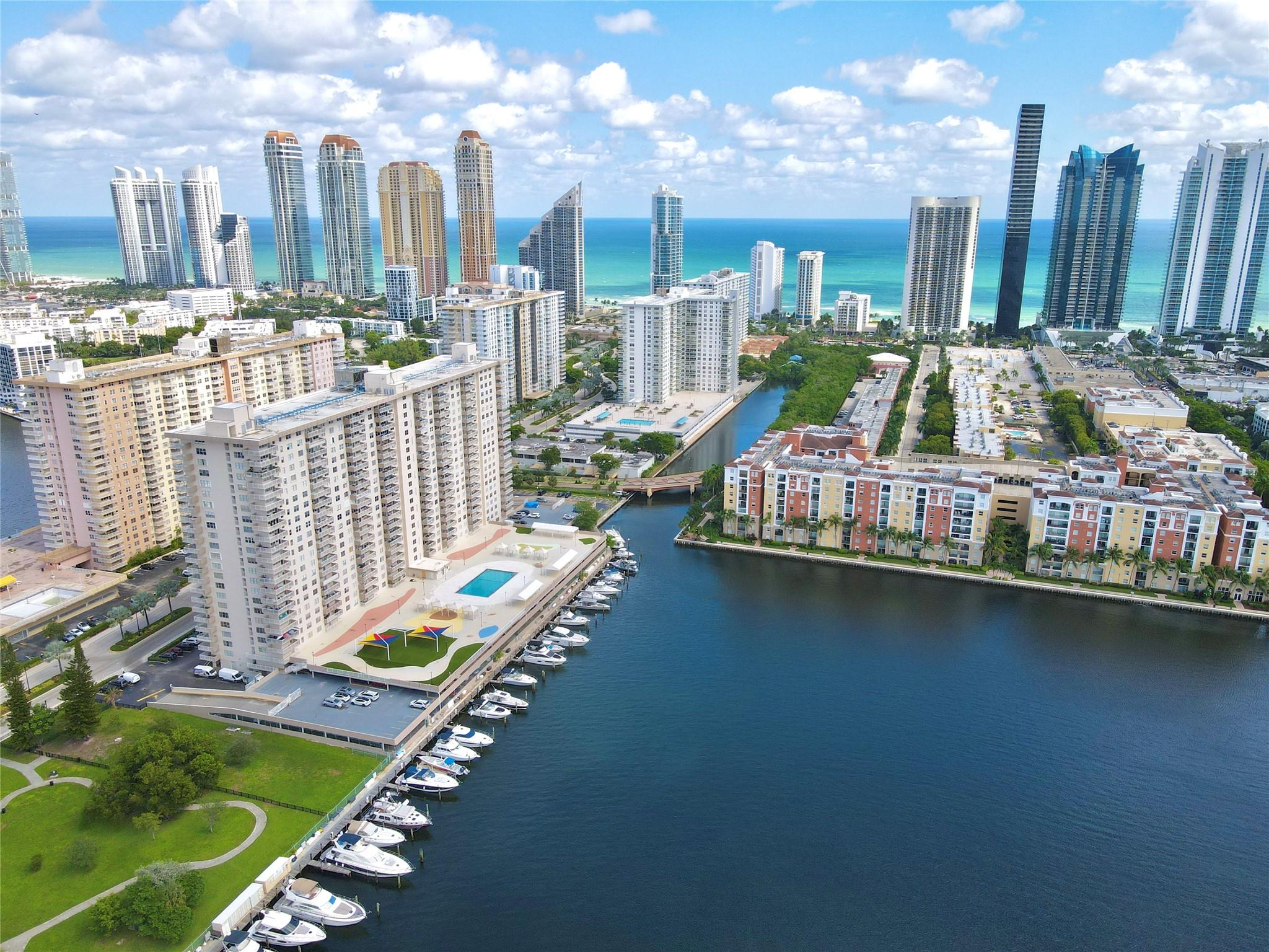 Winston Towers 100 - Residential Lease