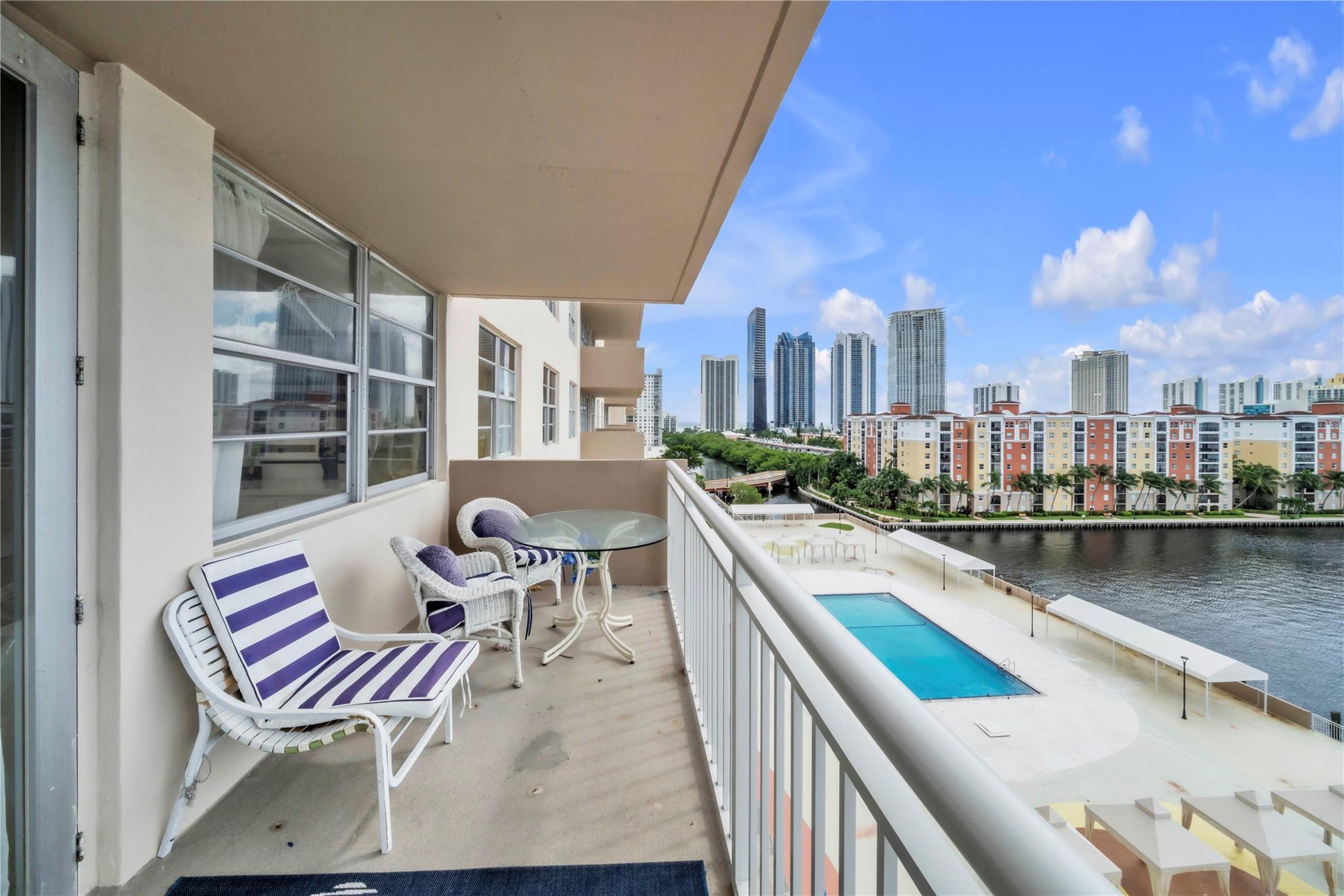 Winston Towers 100 - Residential Lease