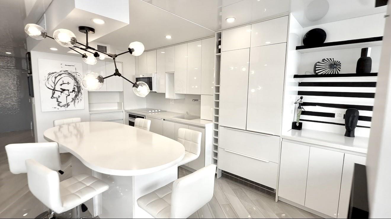 Winston Towers 100 - Residential Lease