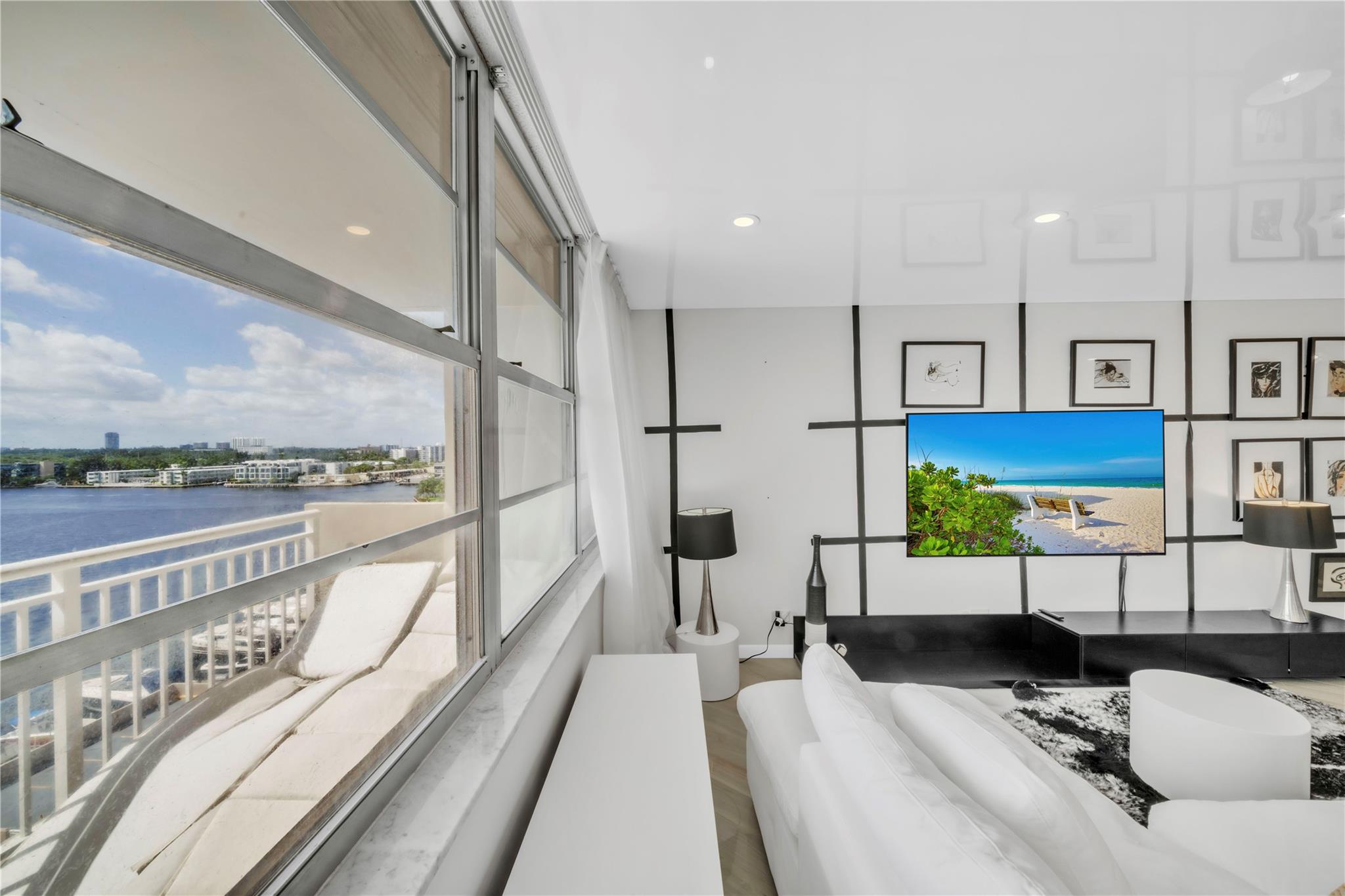 Winston Towers 100 - Residential Lease