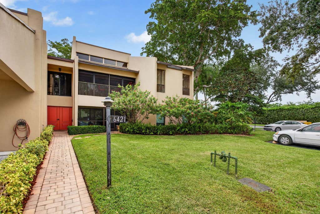 Photo of 6421 PUMPKIN SEED Circle #217, Boca Raton, FL 33433 (MLS # B26060829)