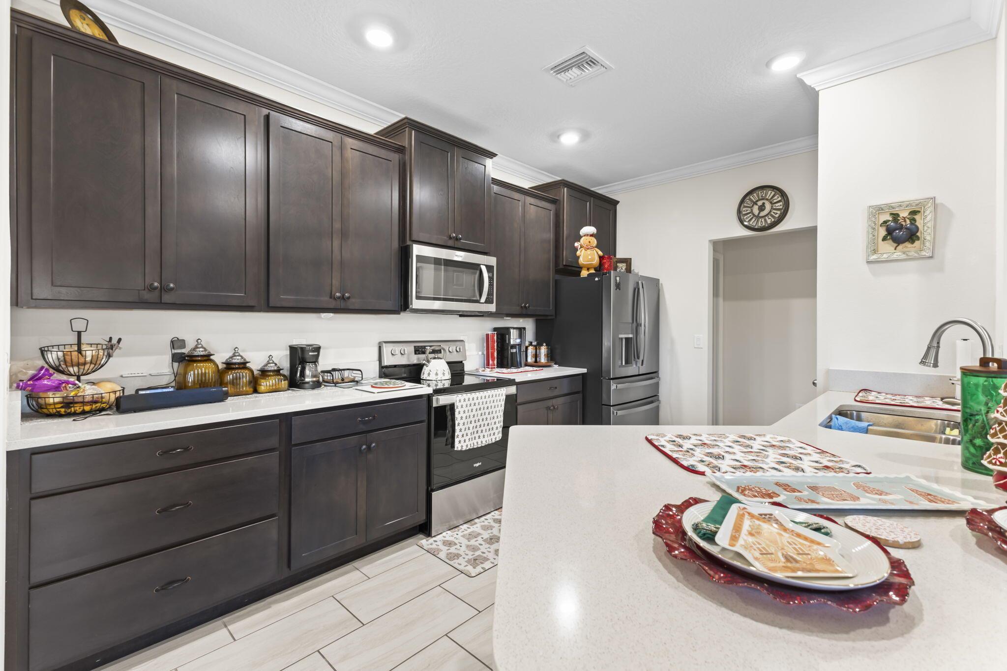 POINTE WEST EAST VILLAGE PHASE 2B - Residential