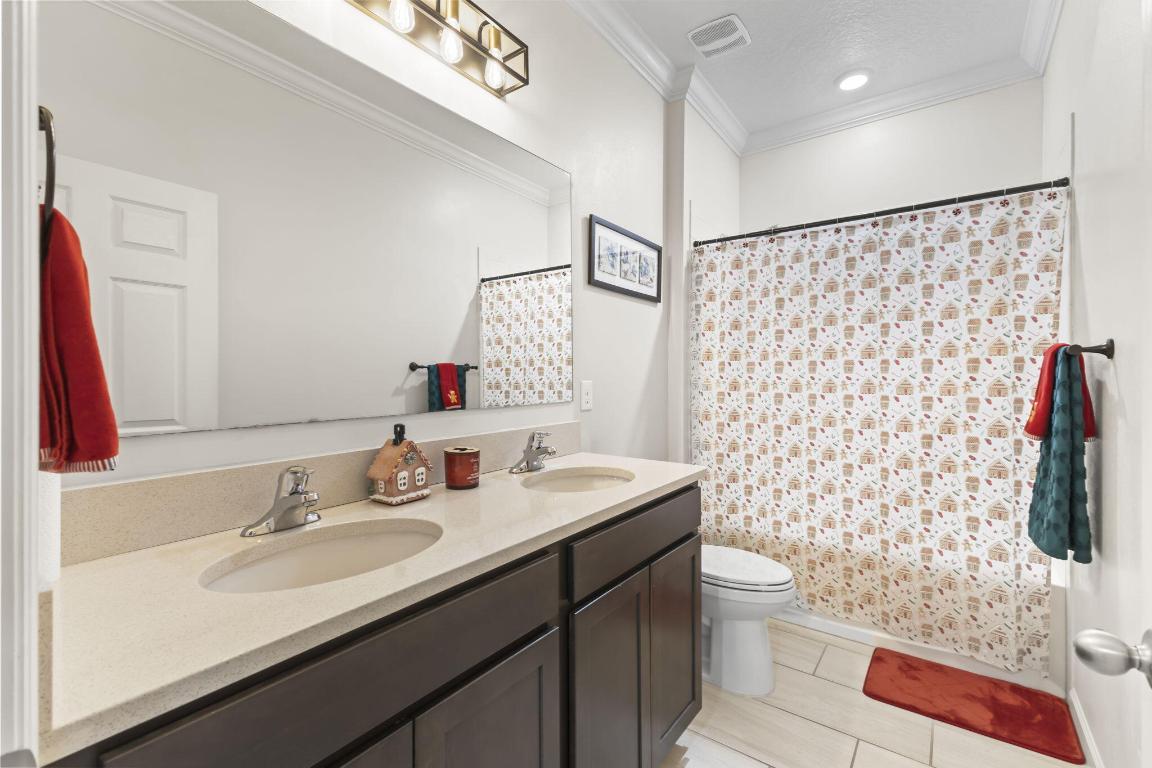 POINTE WEST EAST VILLAGE PHASE 2B - Residential