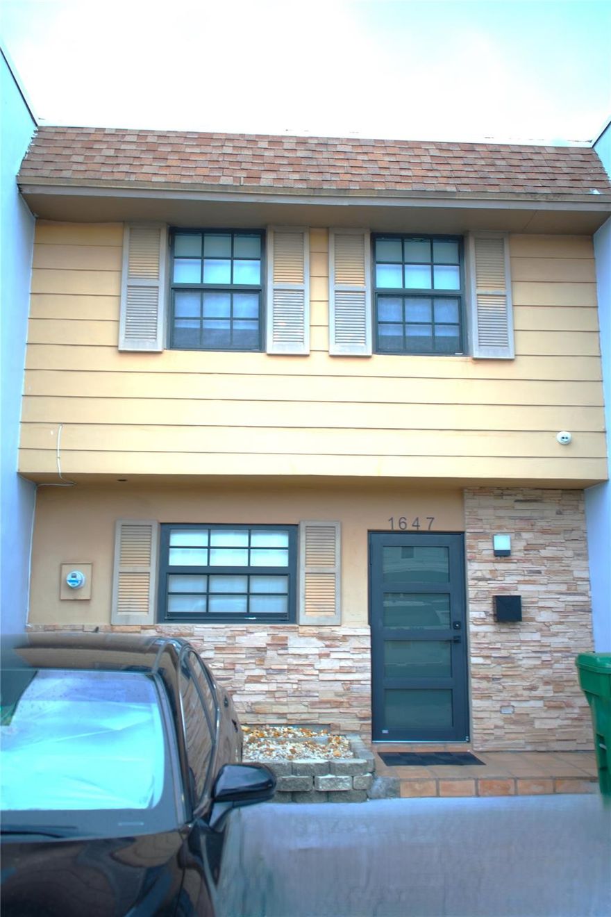 Beautiful 2BR/1.5BA lakefront townhome in the heart of Hialeah with ultra-low HOA of just $75/year! This well-maintained home features impact windows, washer & dryer included, spacious living/dining areas, and generously sized bedrooms filled with natural light. Enjoy a fully paved backyard with a calm, tropical ambiance and beautiful unobstructed lake views—perfect for relaxing or entertaining. Central A/C, assigned parking, and prime location near major highways, shopping, and dining. Incredible value and a rare opportunity to own lakefront living at an affordable price!