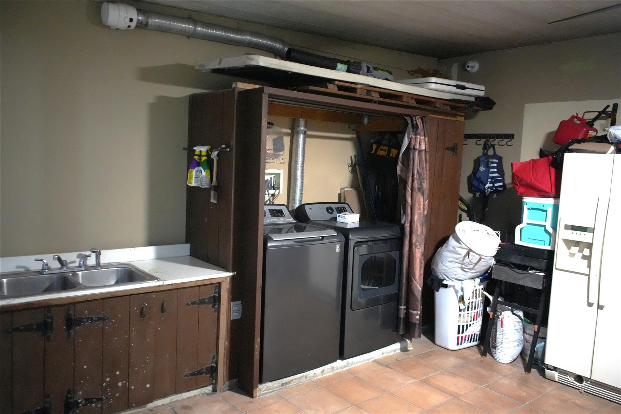 Flamingo Lake - Residential