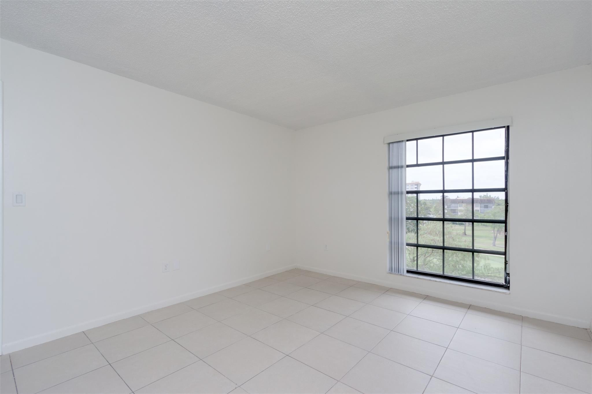 Inverwood Condo - Residential Lease