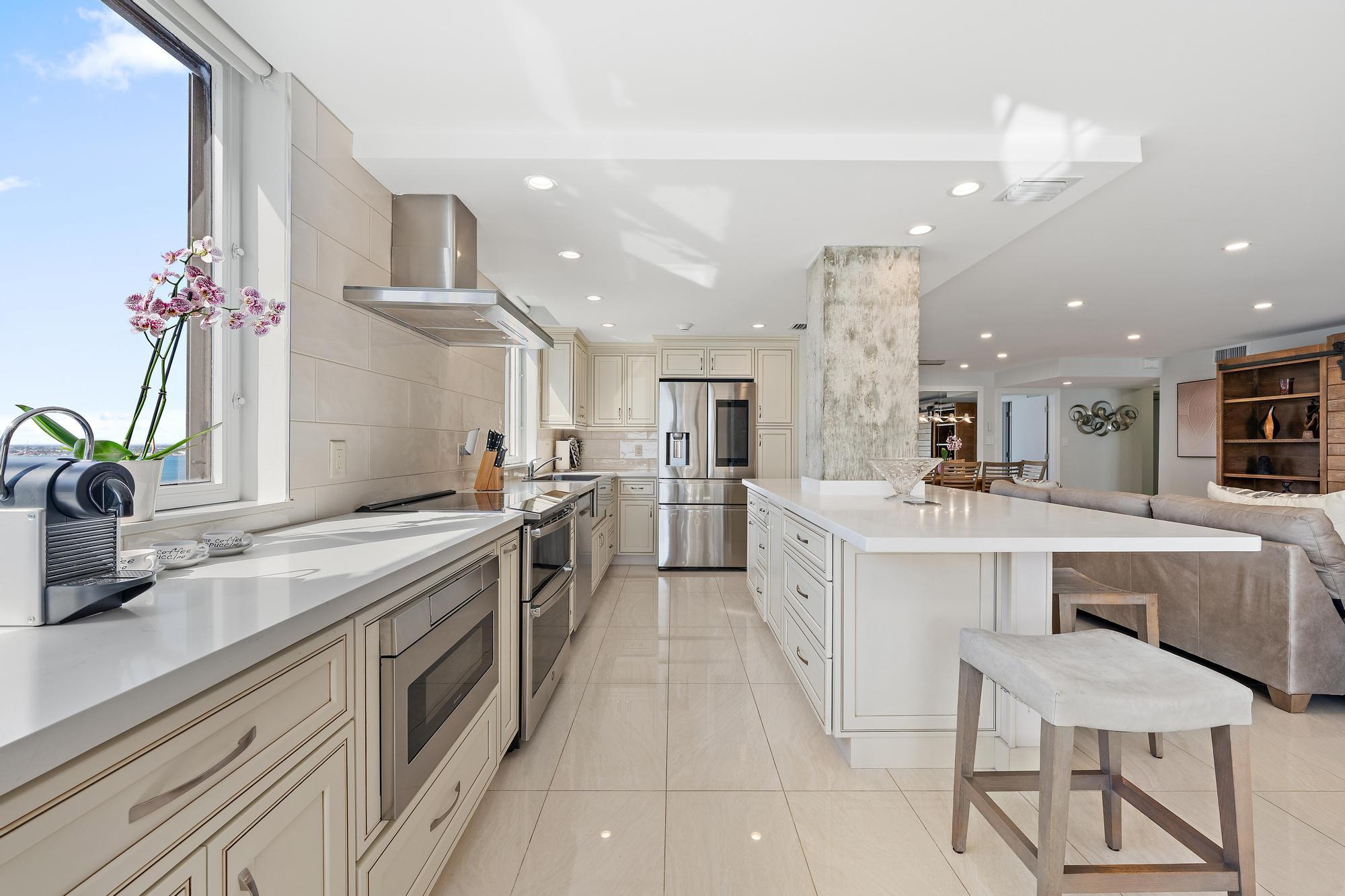 EASTPOINTE CONDO - Residential Lease